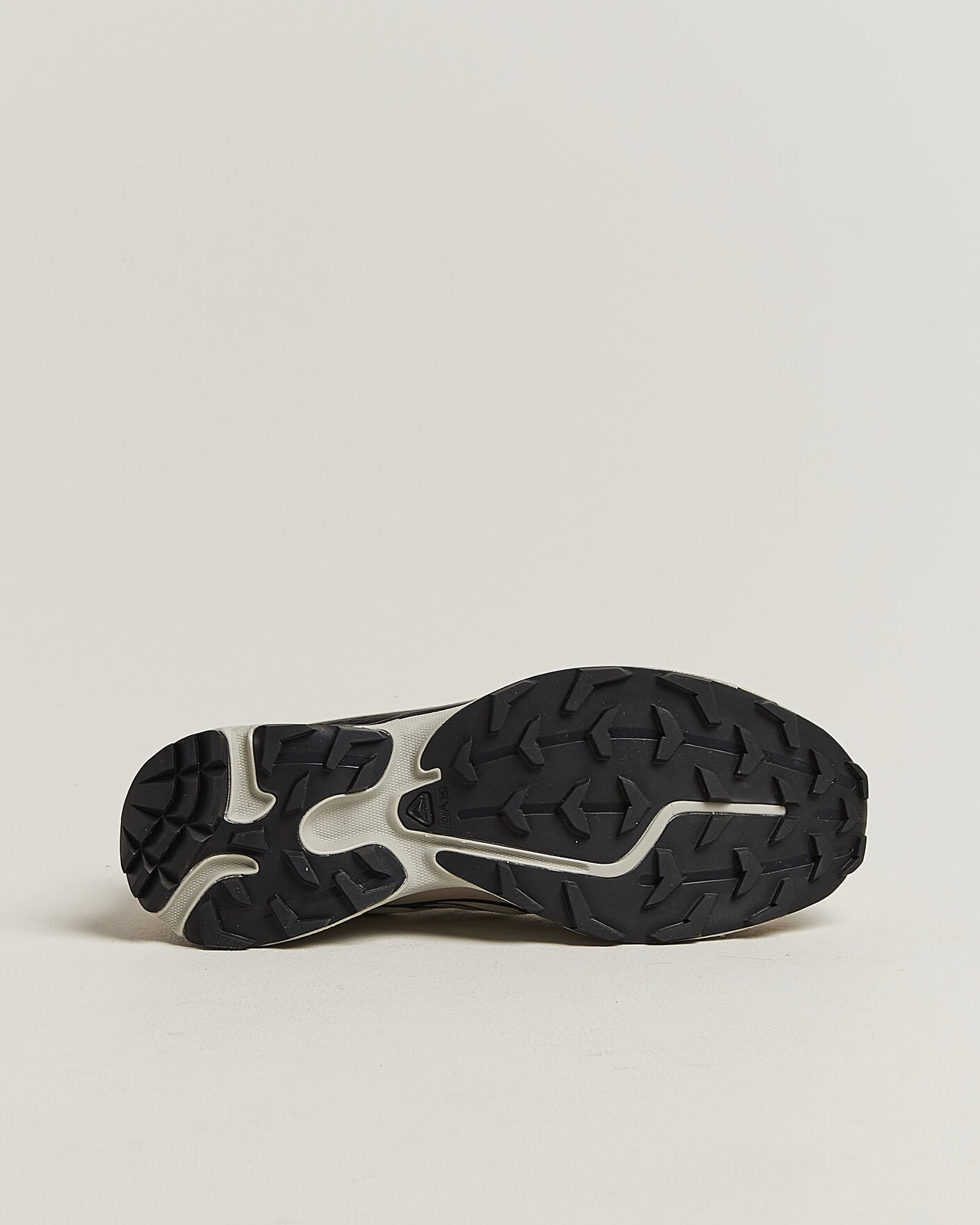 Mies | Maastojuoksukengät | Salomon | XT-6 Sneakers Vanilla Ice/Black