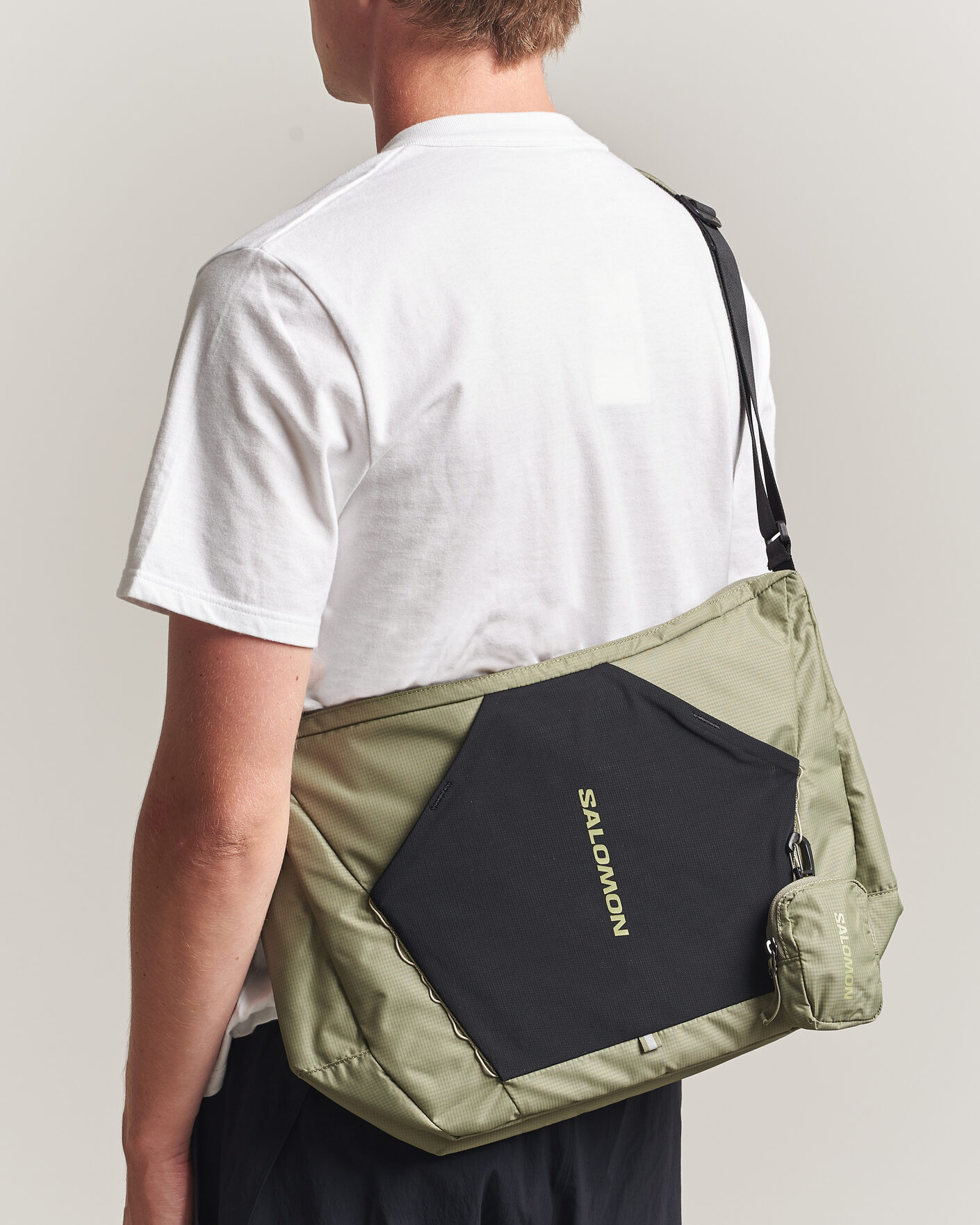 Mies | Laukut | Salomon | ACS Shoulder Bag Deep Lichen