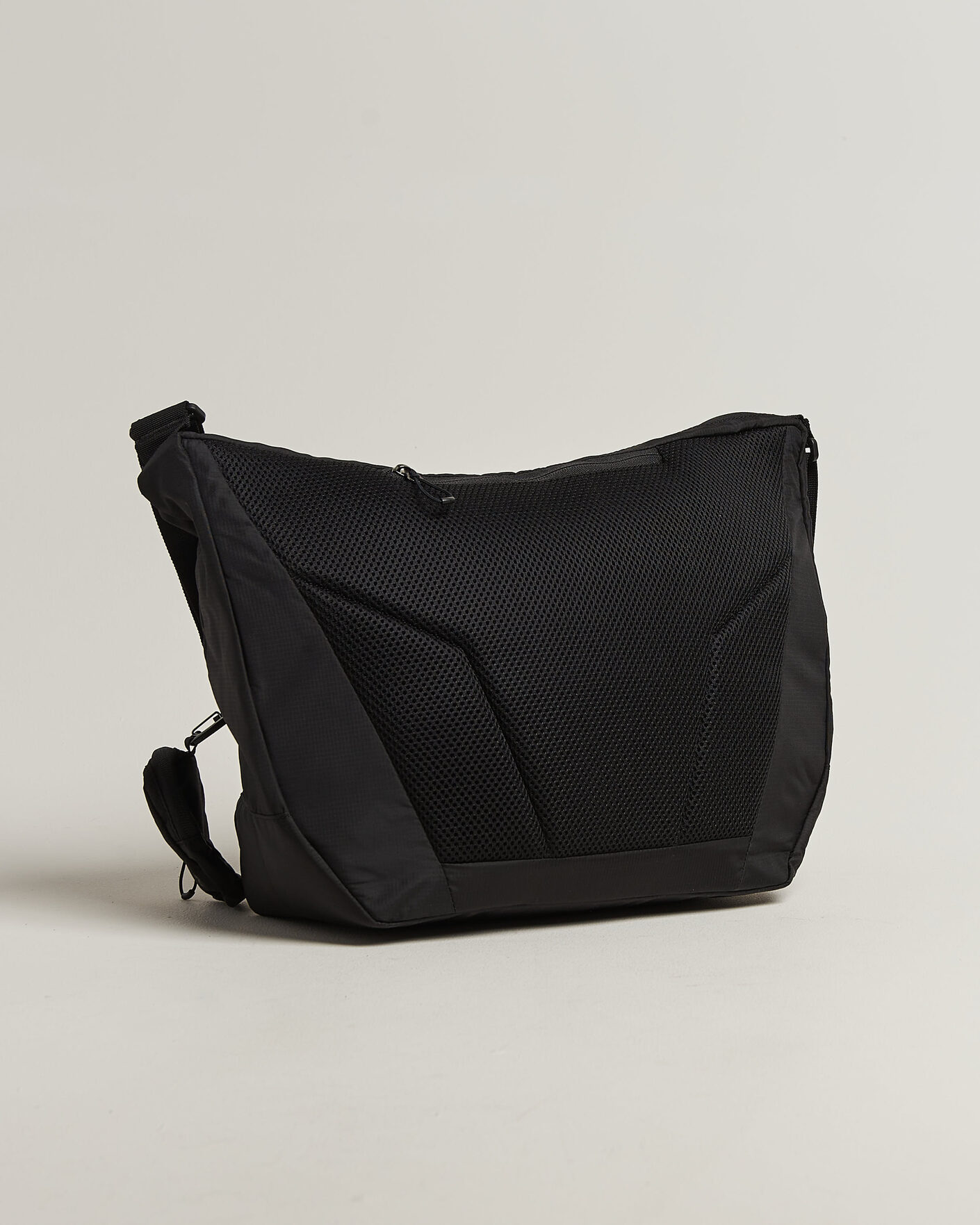 Mies | Laukut | Salomon | ACS Shoulder Bag Black