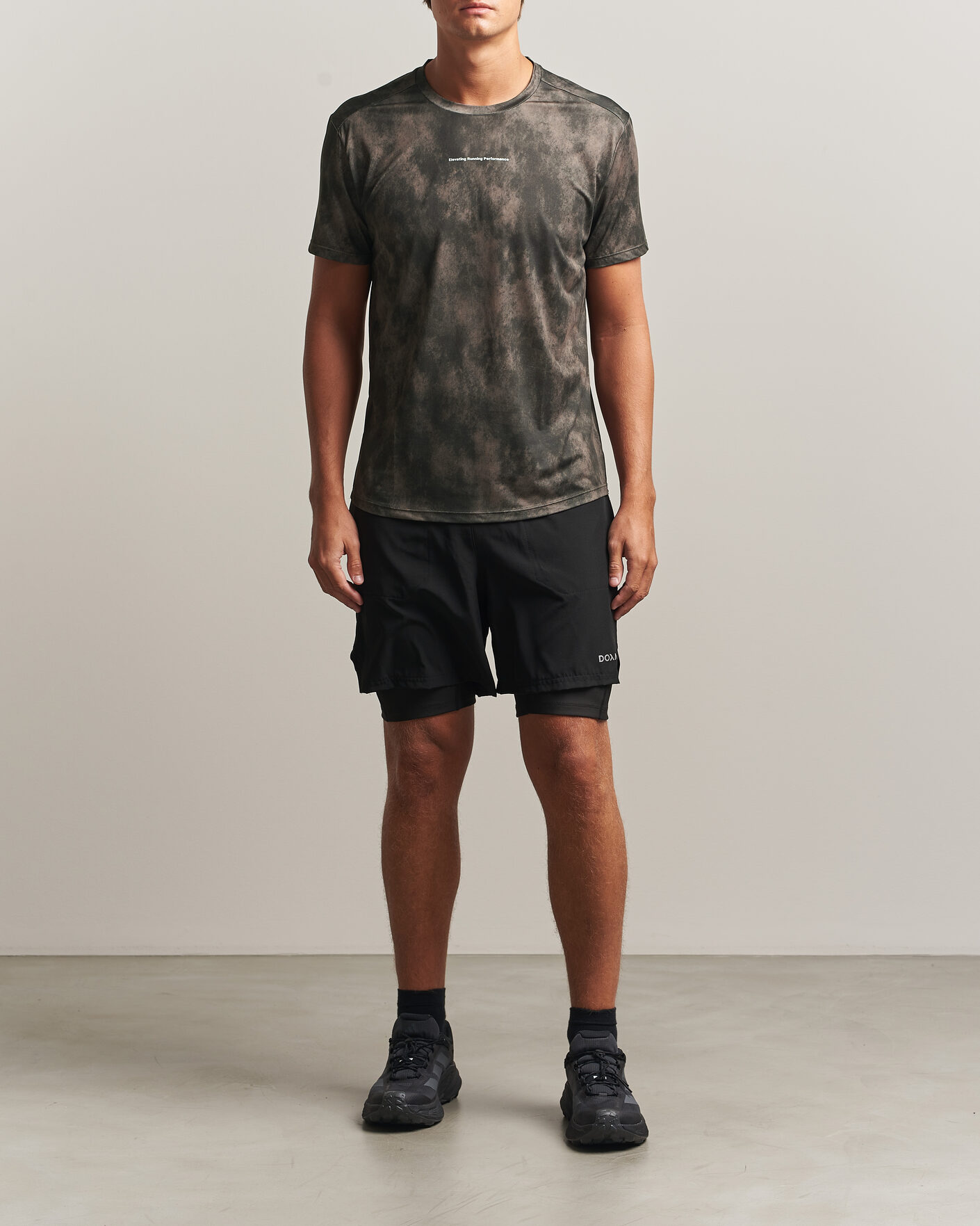 Mies | T-paidat | DOXA | Rerun Short Sleeve T-Shirt Taupe