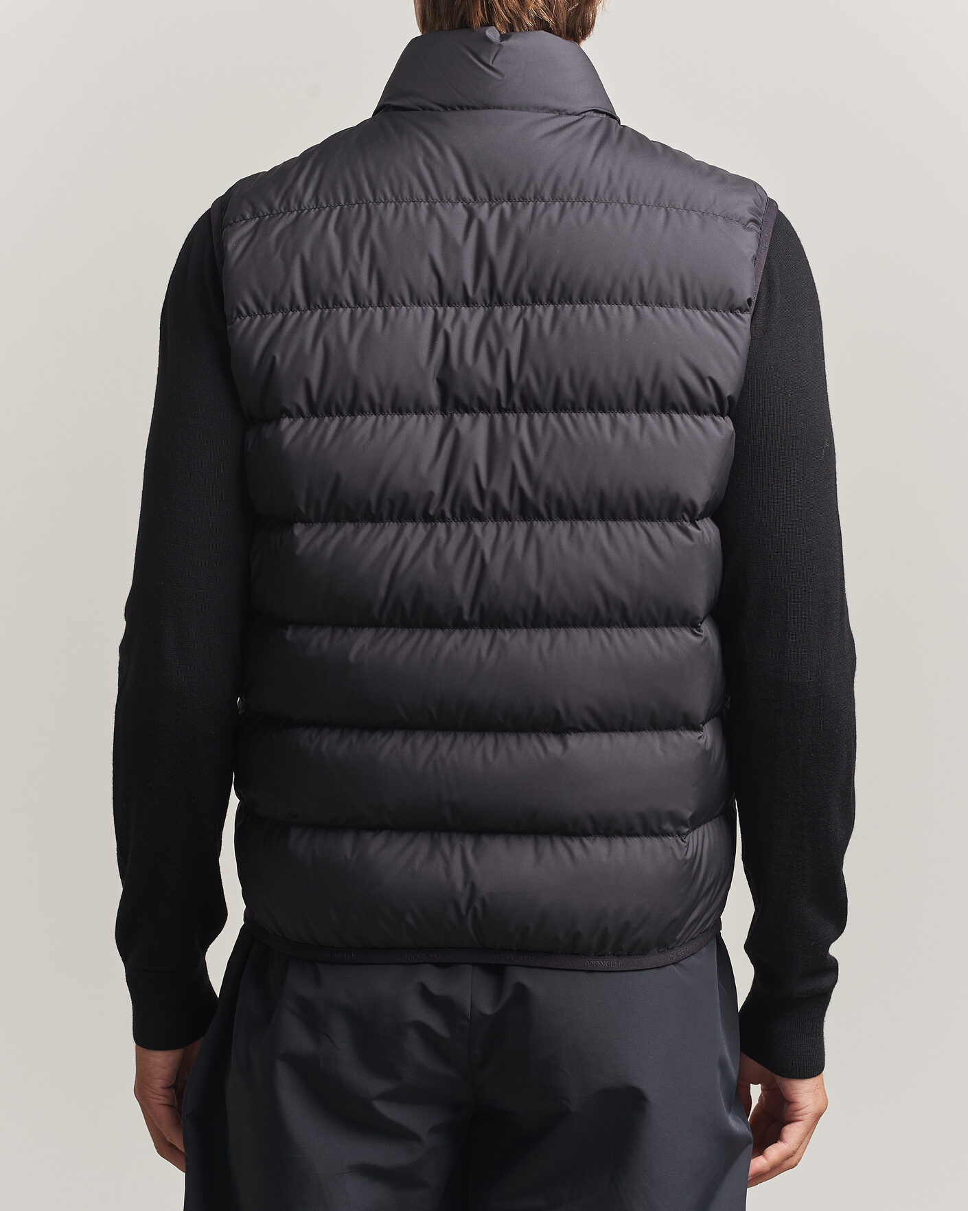 Mies | Ulkoliivit | Moncler | Contrin Down Vest Black