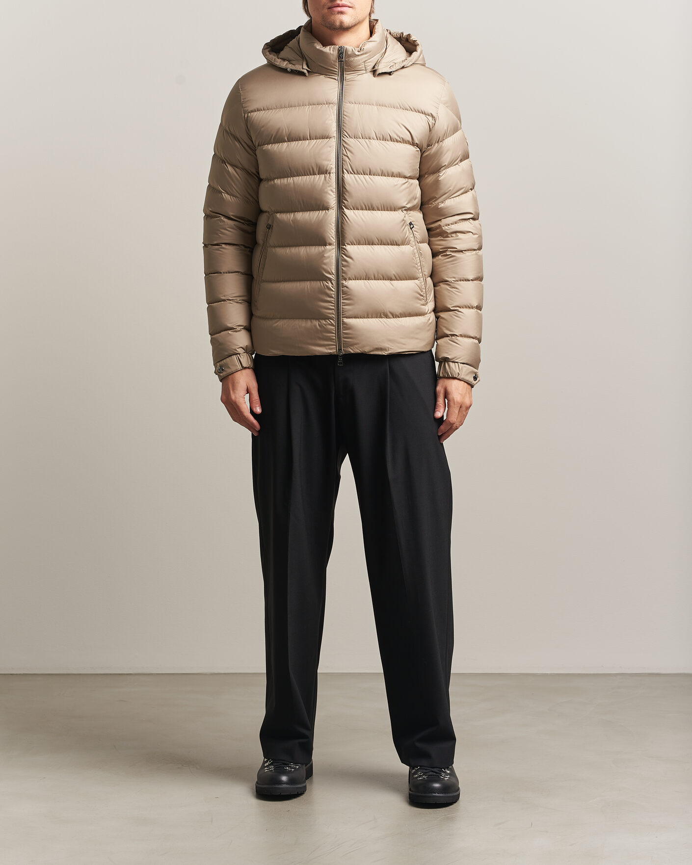 Mies | Takit | Moncler | Arneb Hooded Down Jacket Brown