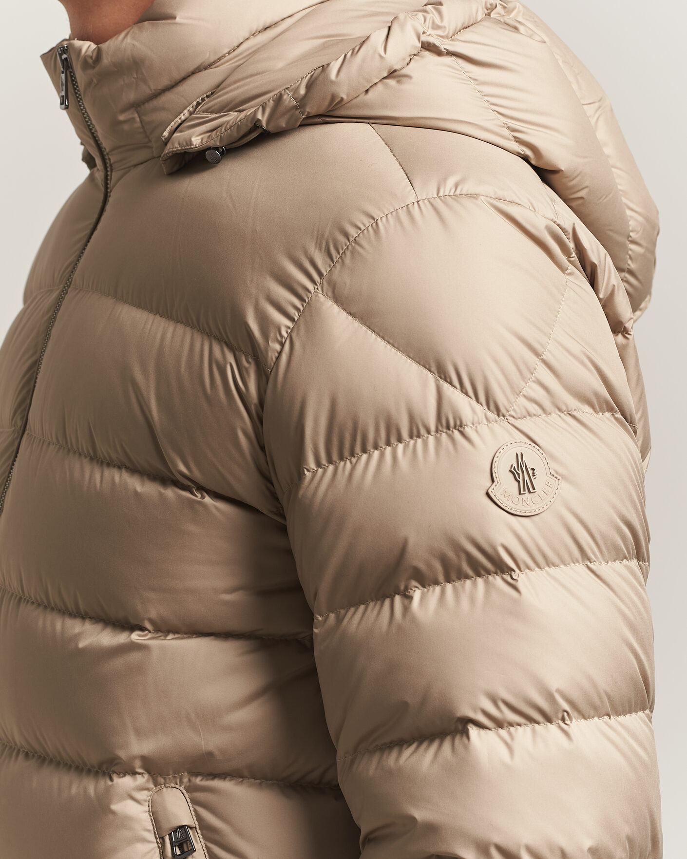 Mies | Takit | Moncler | Arneb Hooded Down Jacket Brown