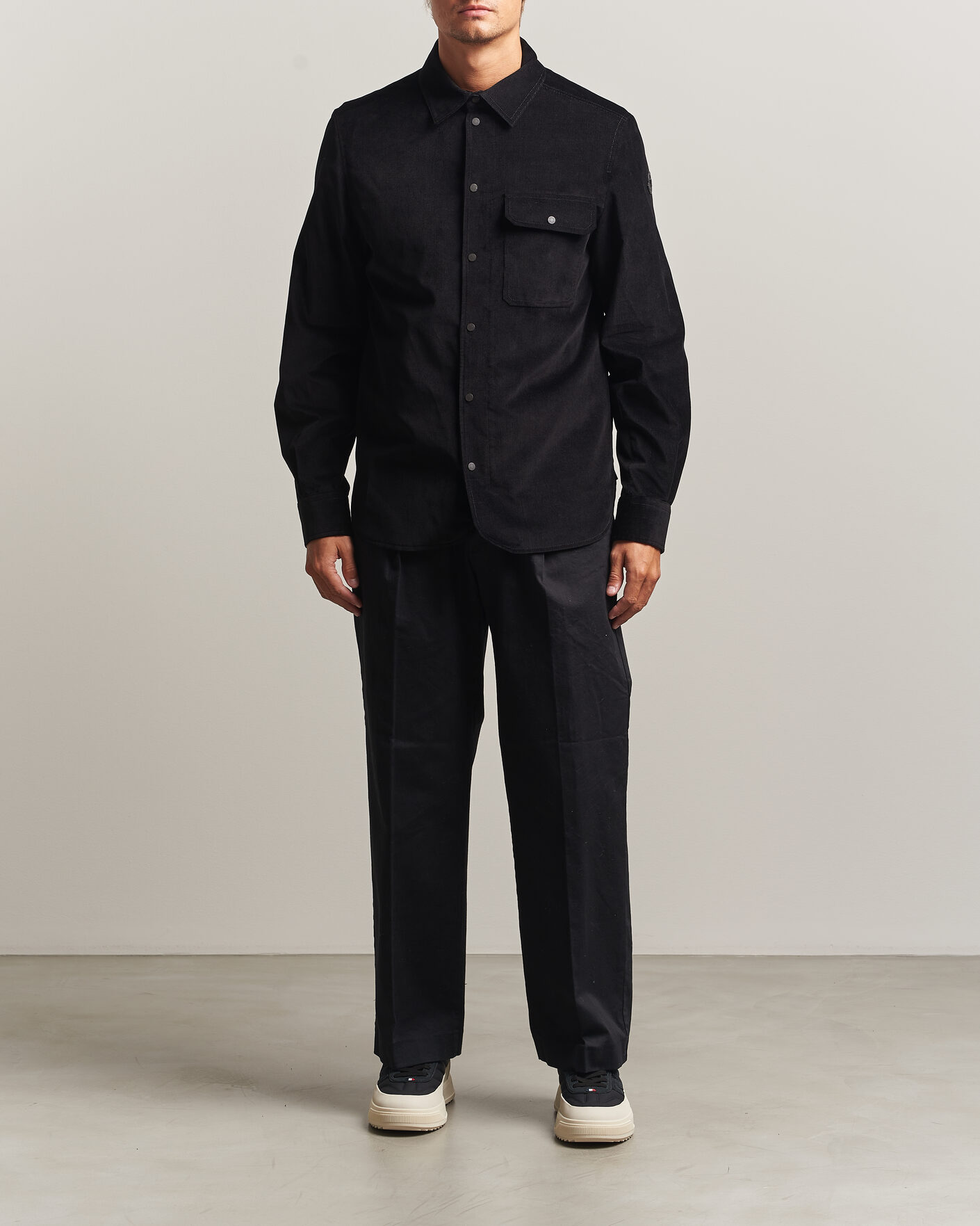 Mies | Kauluspaidat | Moncler | Corduroy Overshirt Black
