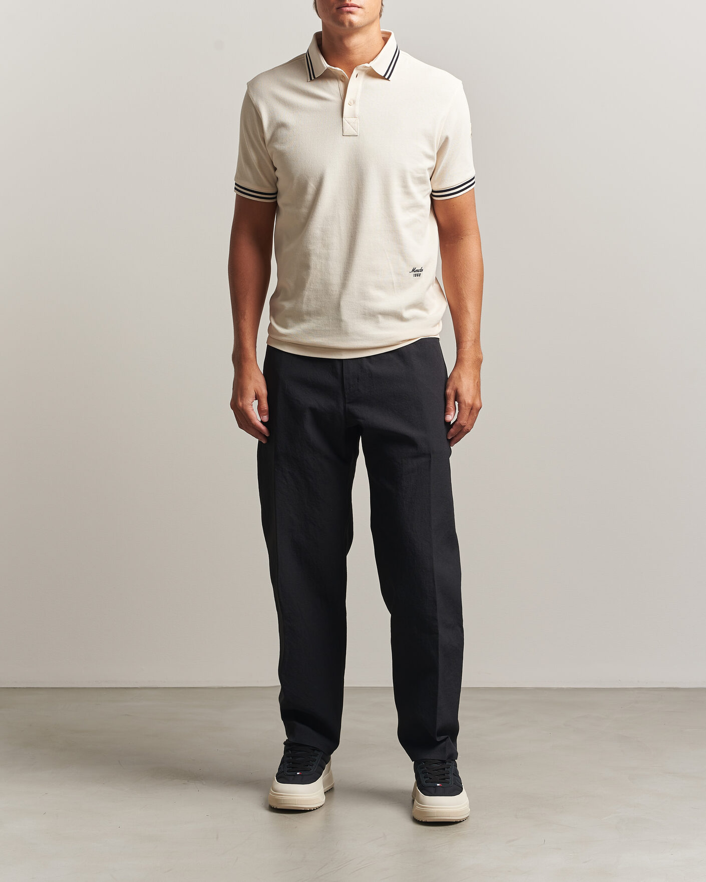 Mies | Pikeet | Moncler | Contrast Collar Polo Off White