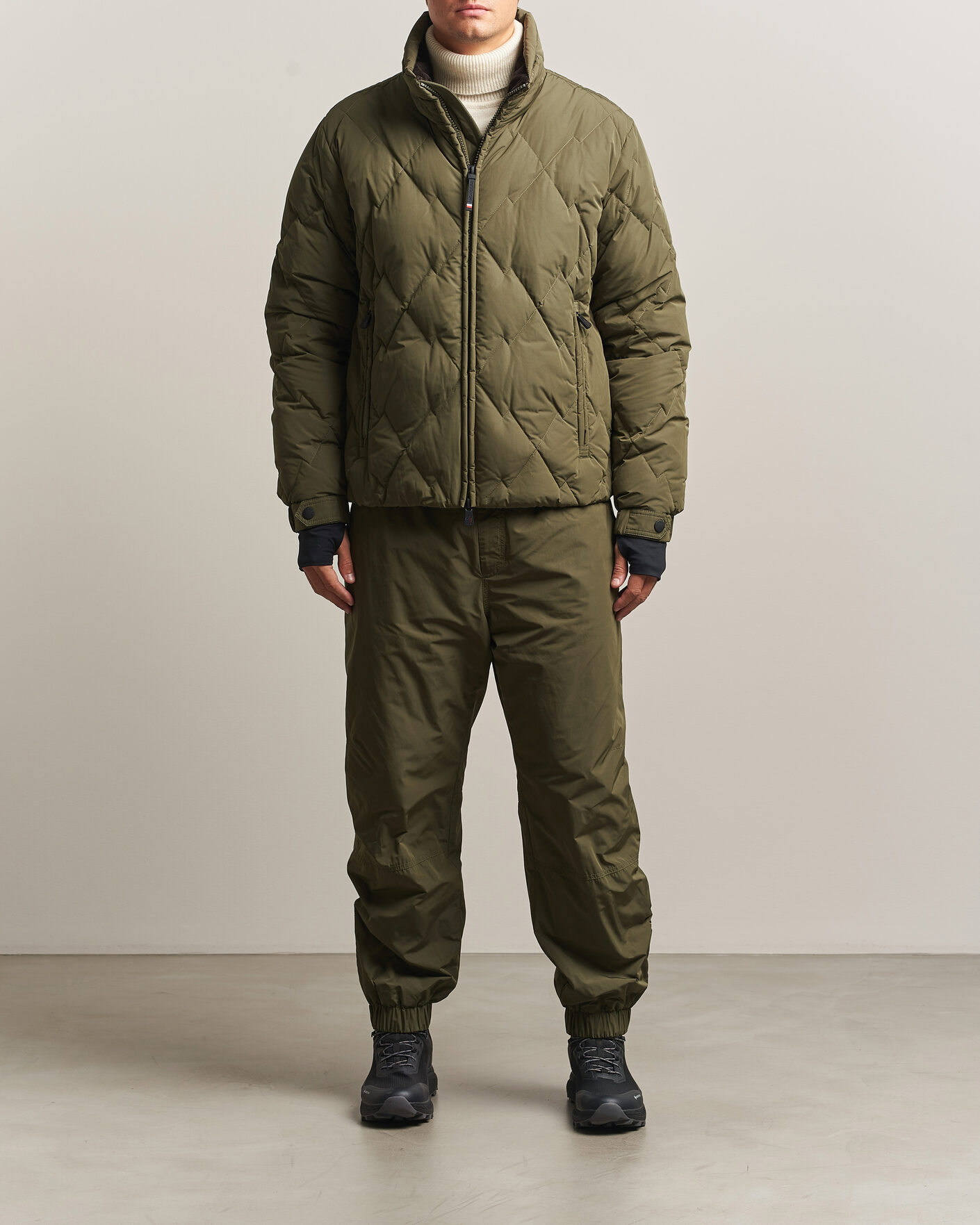 Mies | Takit | Moncler Grenoble | Bramas Quilted Jacket Olive