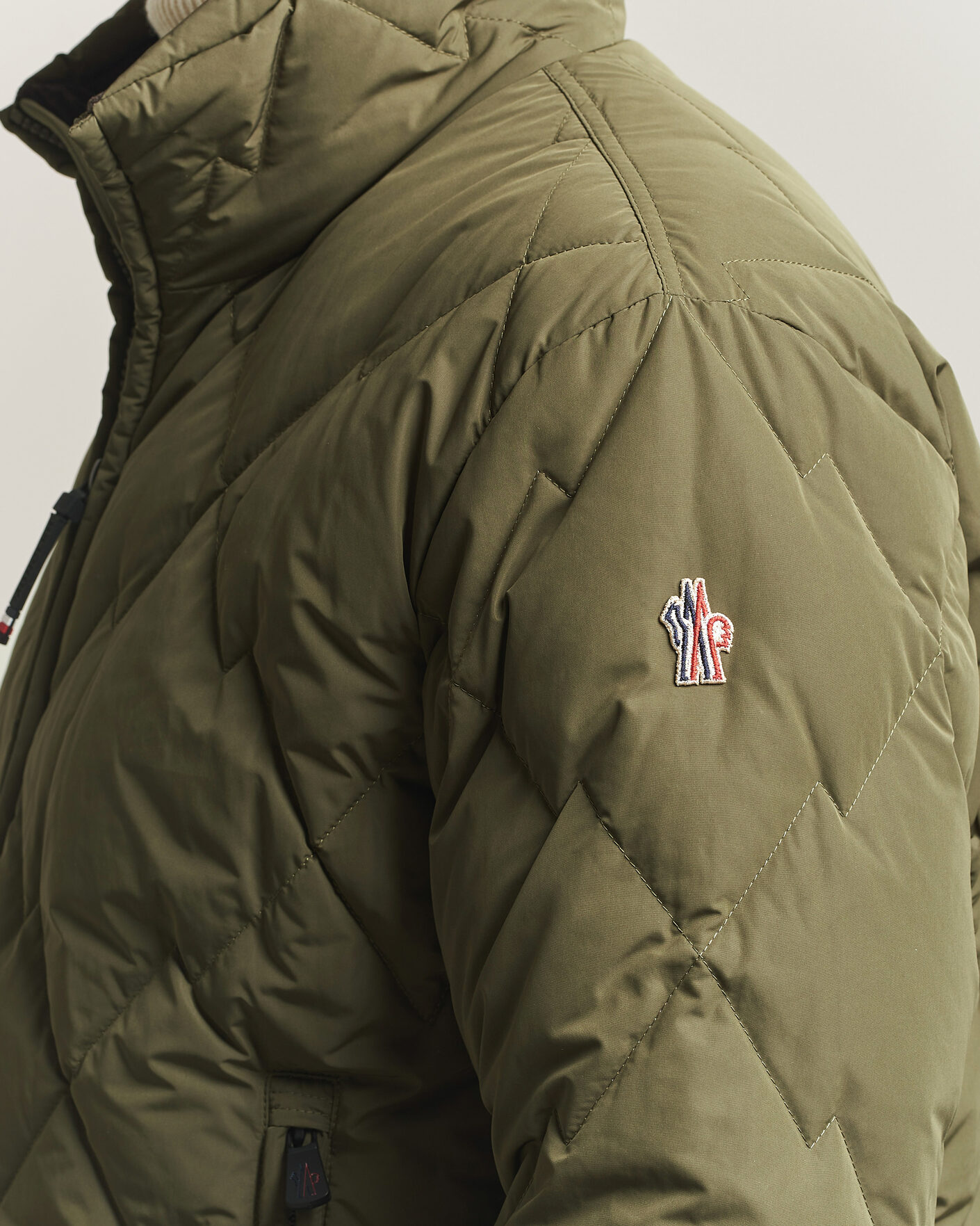 Mies | Takit | Moncler Grenoble | Bramas Quilted Jacket Olive