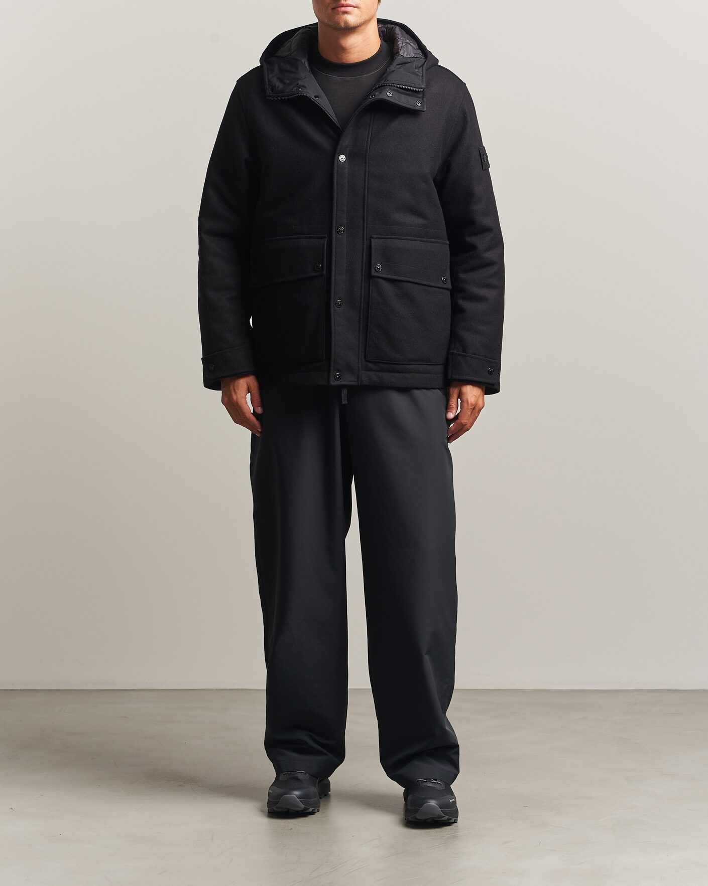 Mies | Takit | Stone Island | Ghost Wool/Nylon Flannel Short Parka Black
