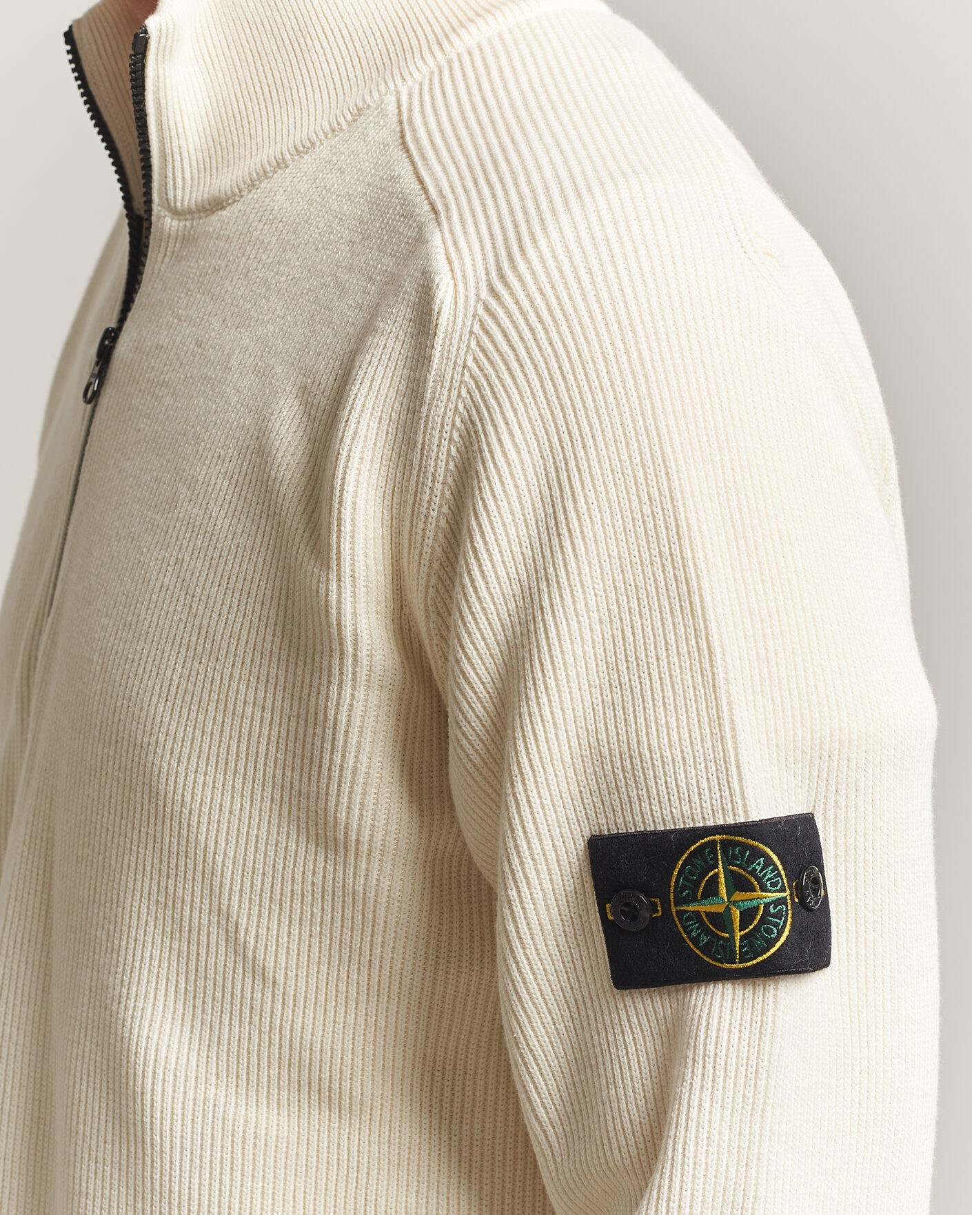Mies | Puserot | Stone Island | Ribbed Soft Organic Cotton Half-Zip Ivory