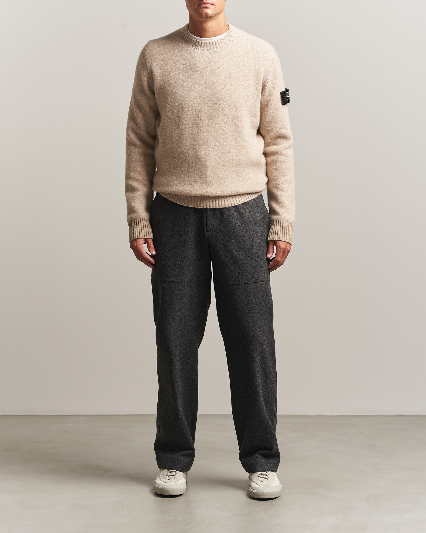 Mies | Puserot | Stone Island | Baby Alpaca Blend Contrast Crew Beige Melange