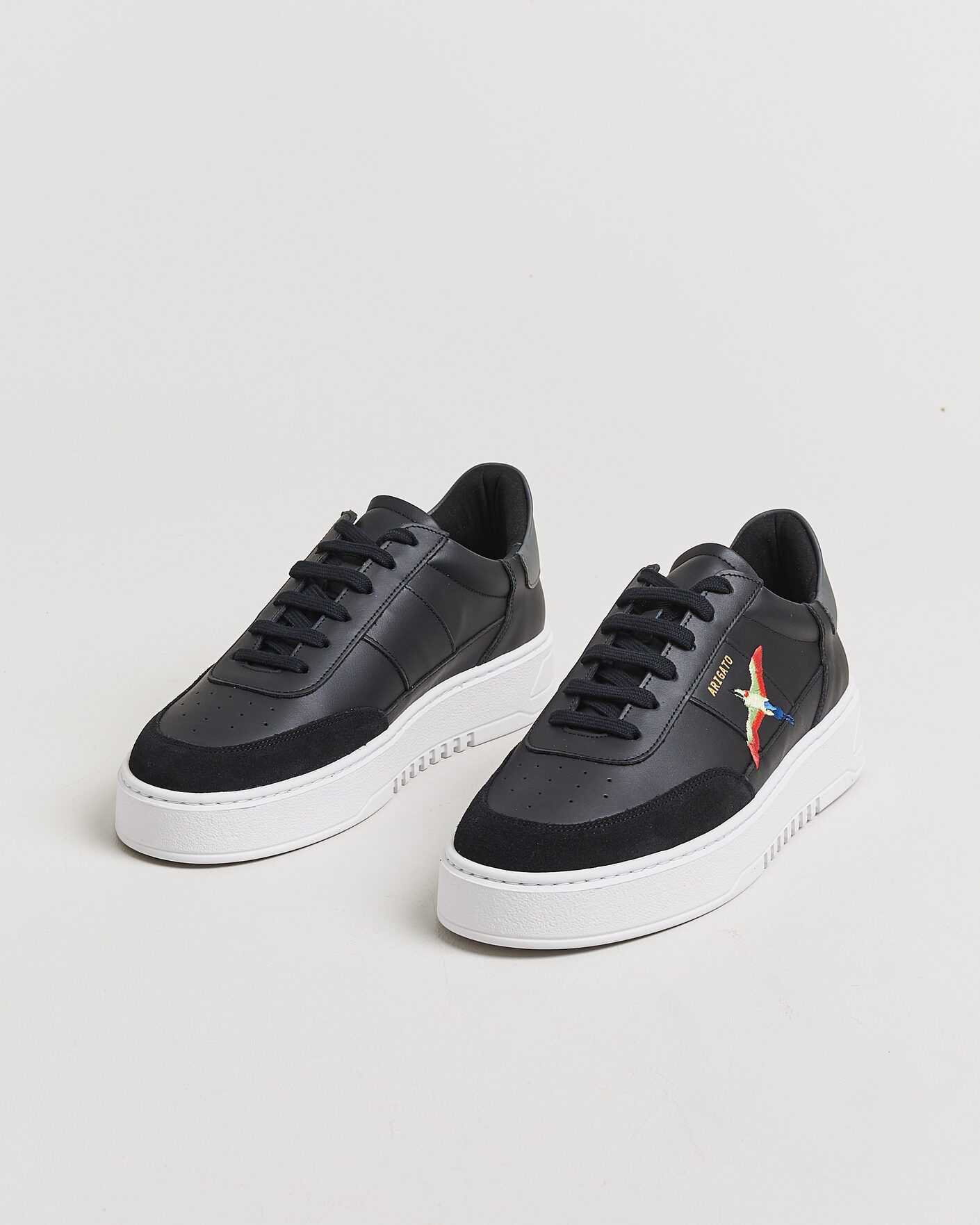 Mies | Tennarit | Axel Arigato | Orbit Bee Bird Sneaker Black