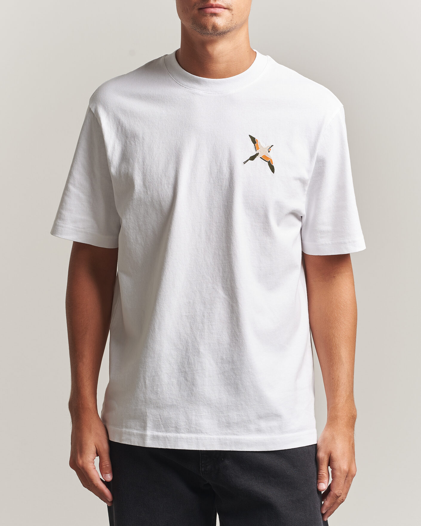 Mies | T-paidat | Axel Arigato | Micro Bee Birt T-Shirt White