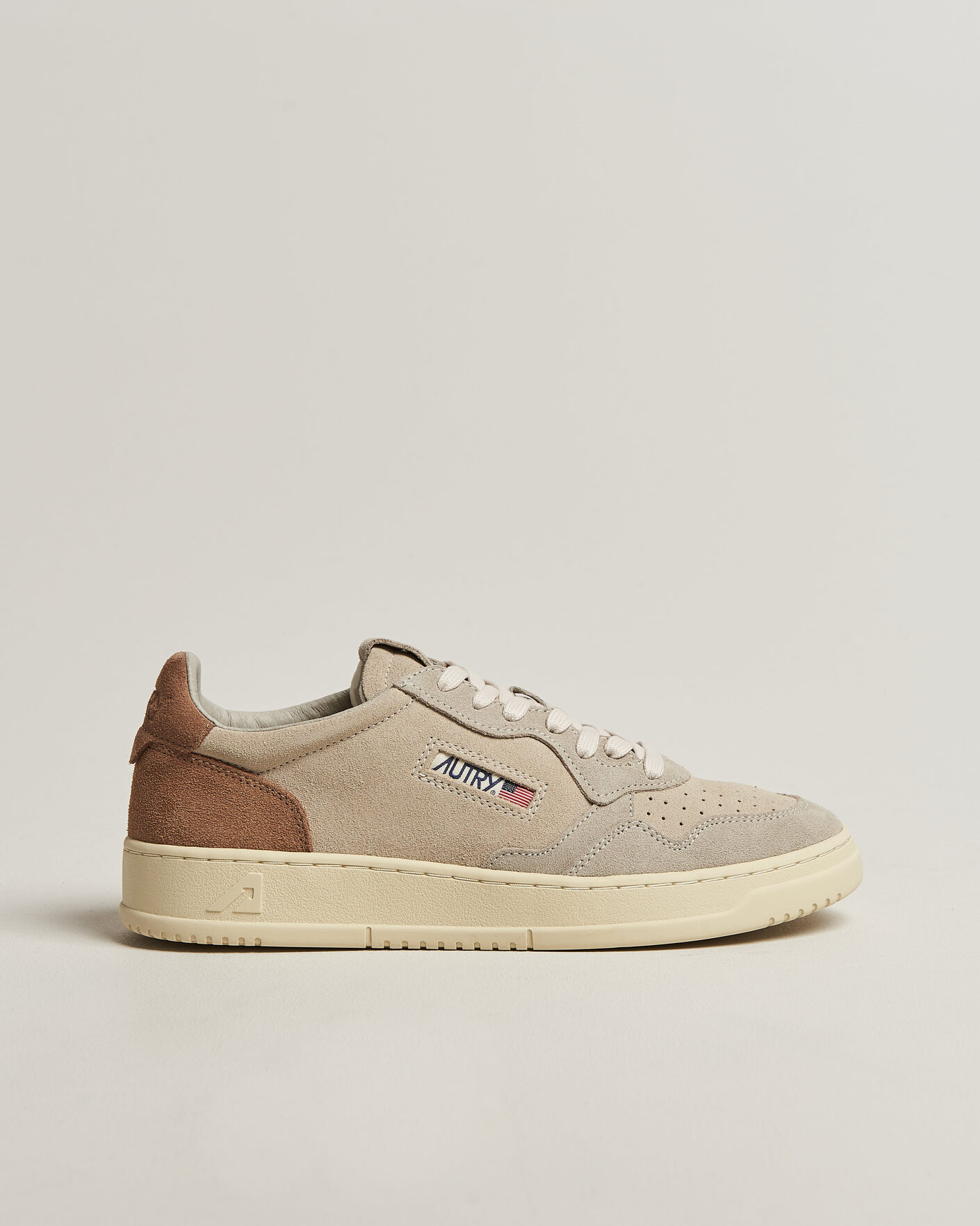 Mies | Tennarit | Autry | Medalist Low Suede Mix Sneaker Brown/Beige/White