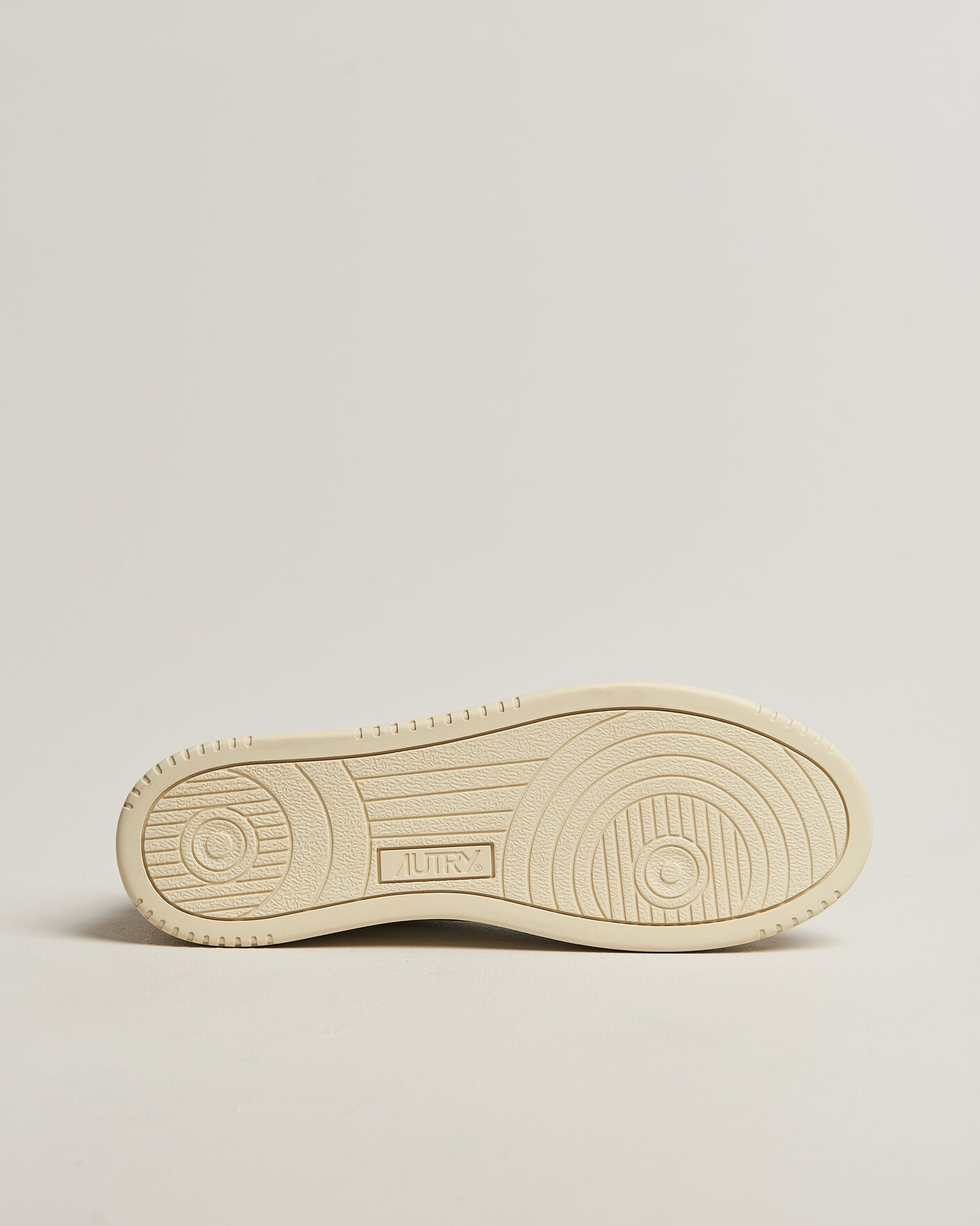 Mies | Tennarit | Autry | Medalist Low Leather/Suede Sneaker White/Fig