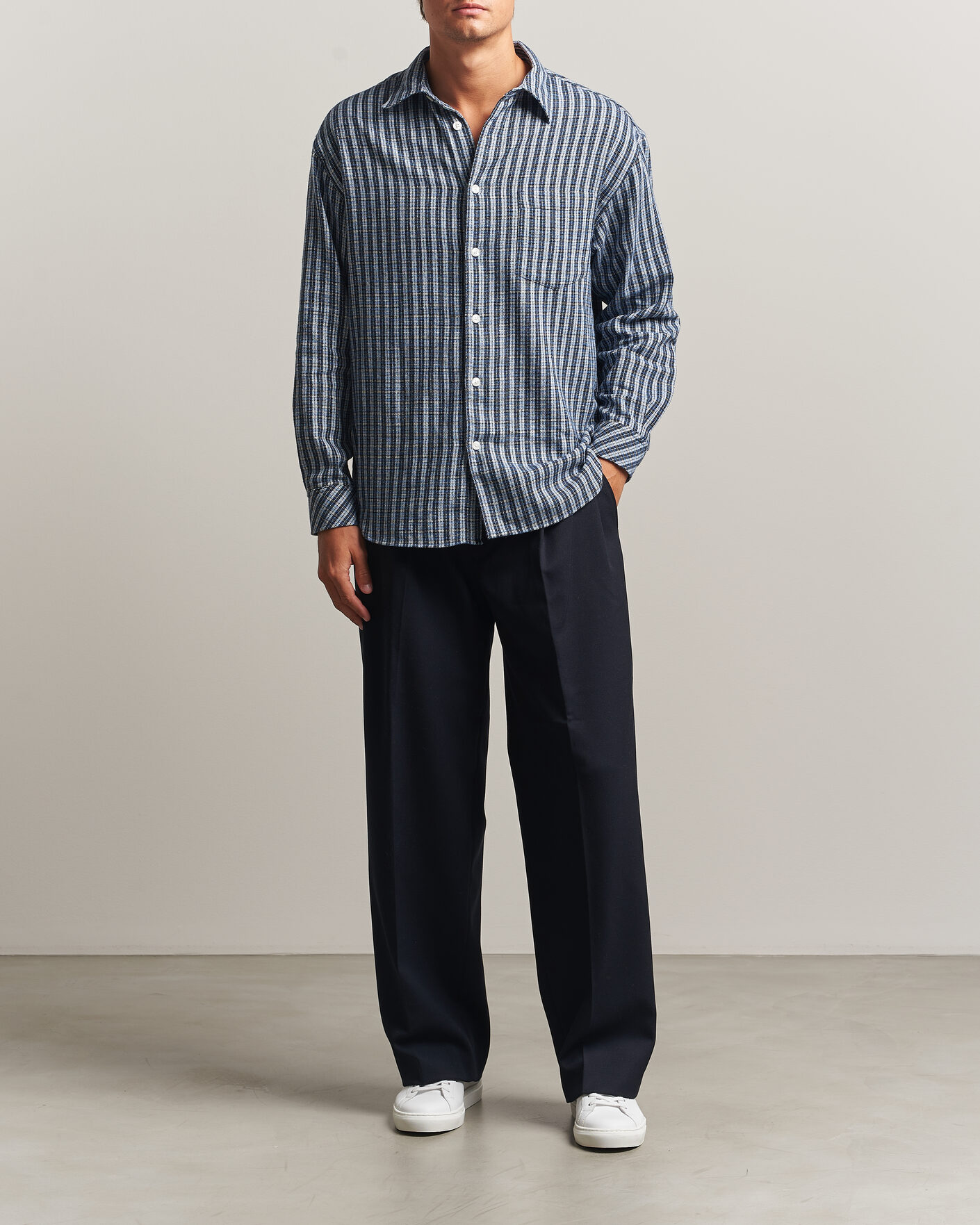 Mies | Kauluspaidat | Samsøe Samsøe | Luan Brushed Cotton Checked Shirt Cyaneus