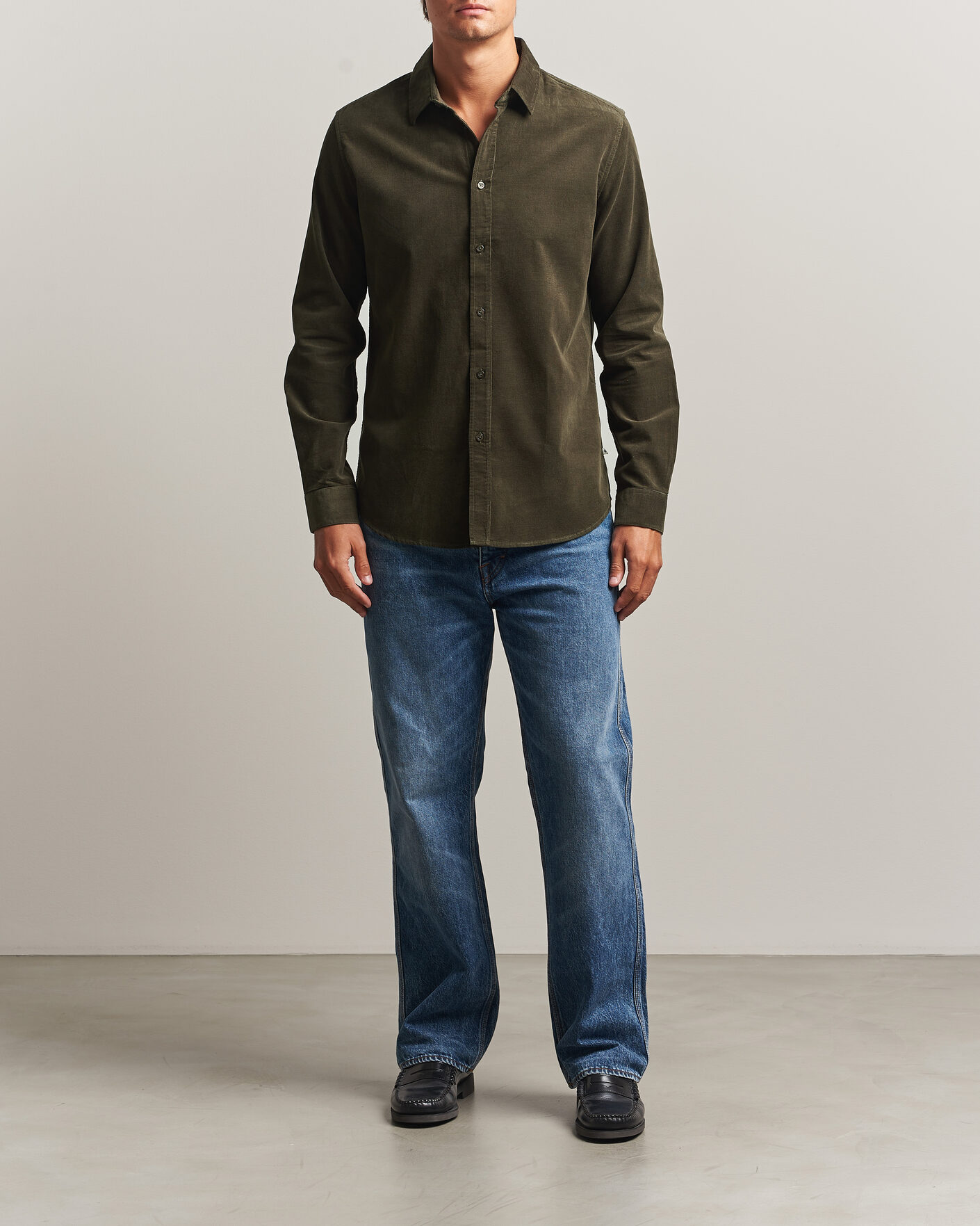 Mies | Kauluspaidat | Samsøe Samsøe | Liam Baby Cord Shirt Forest Night
