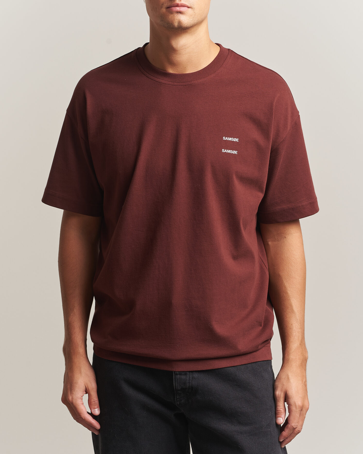 Mies | T-paidat | Samsøe Samsøe | Joel Organic Cotton T-Shirt Bitter Chocolate