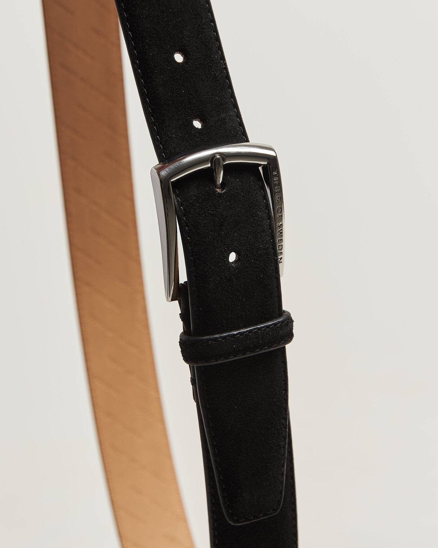 Mies | Vyöt | Tiger of Sweden | Bergstroms Suede Belt Black