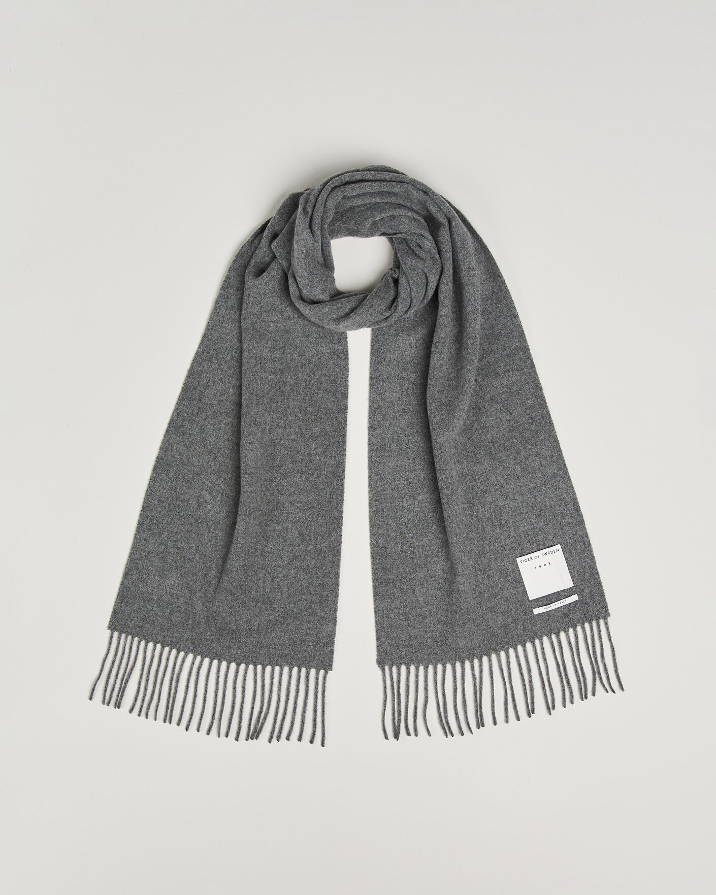 Mies | Kaulaliinat | Tiger of Sweden | Sylan Wool Scarf Charcoal