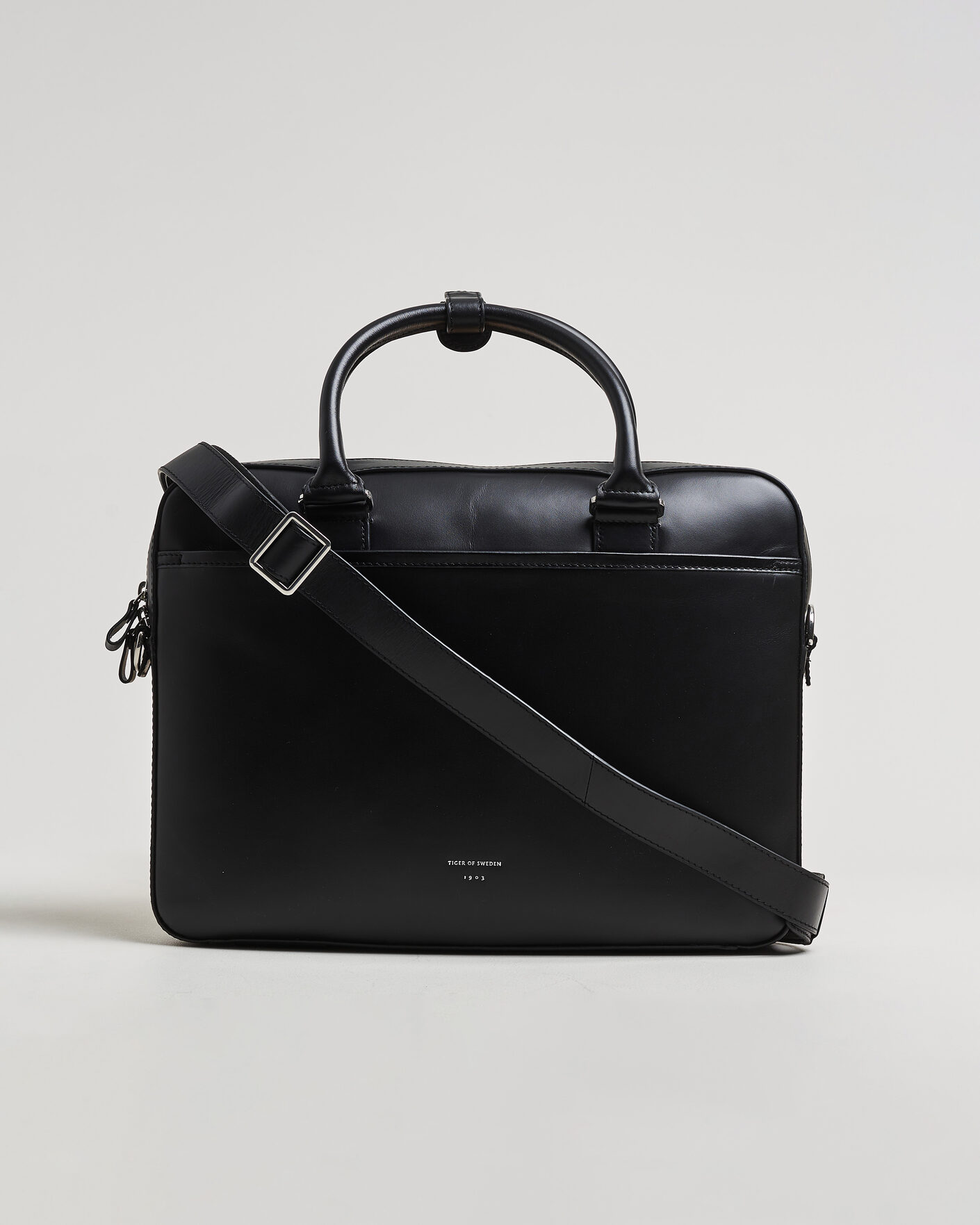 Mies | Laukut | Tiger of Sweden | Bosun Smooth Leather Briefcase Black