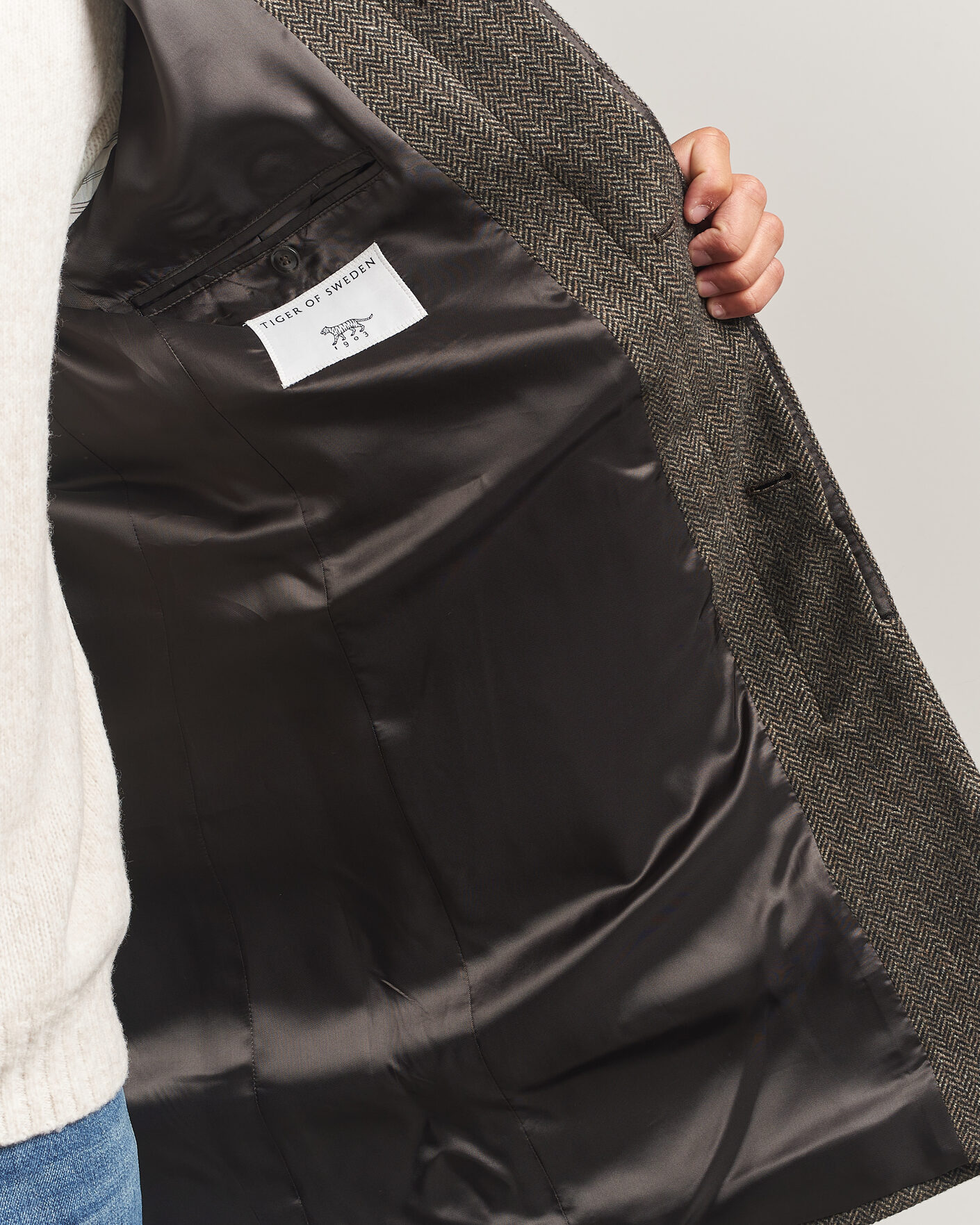 Mies | Takit | Tiger of Sweden | Aleric Wool Herringbone Coat Brown