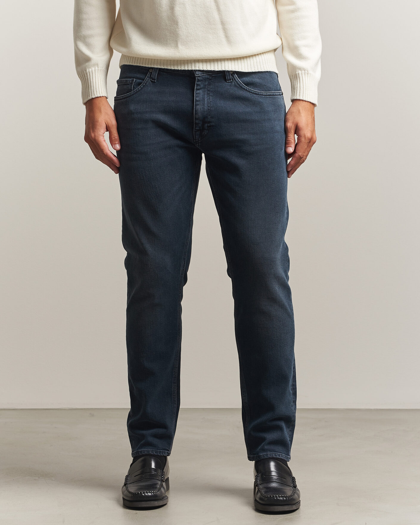 Mies | Farkut | Tiger of Sweden | Pistolero Jeans Black Blue