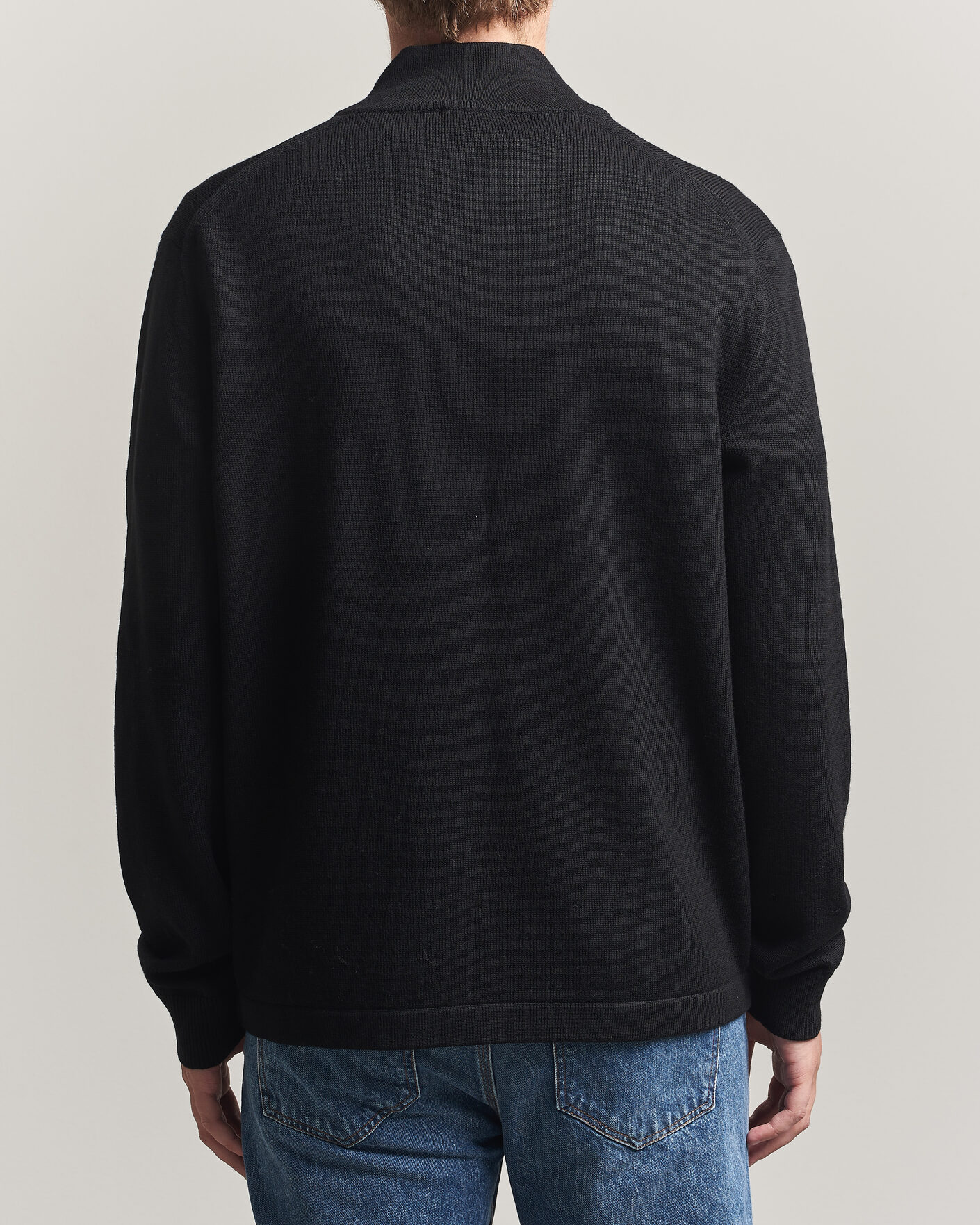 Mies | Puserot | Tiger of Sweden | Travis Wool Half Zip Black