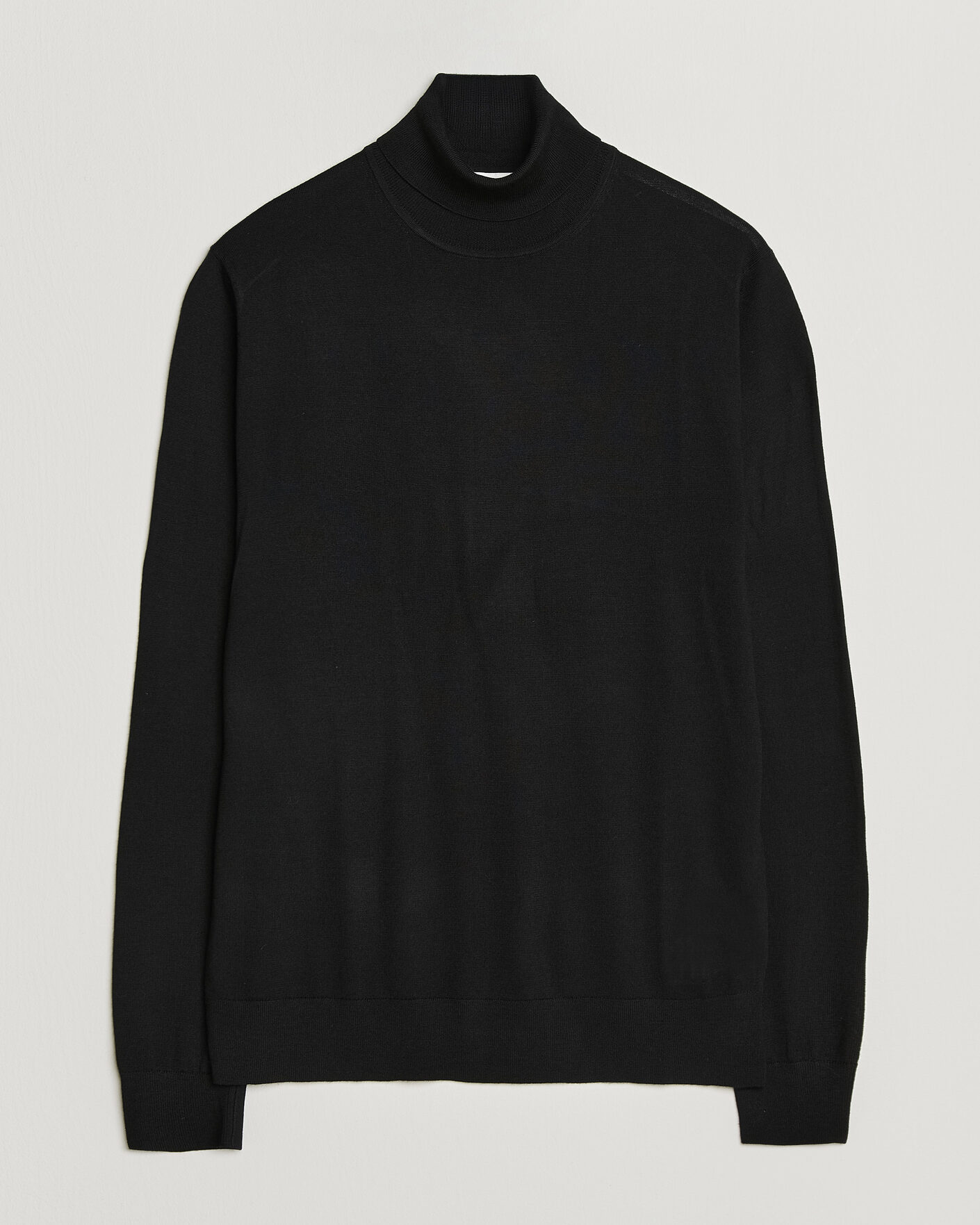Mies | Puserot | Tiger of Sweden | Nevile Extra Fine Merino Polo Black