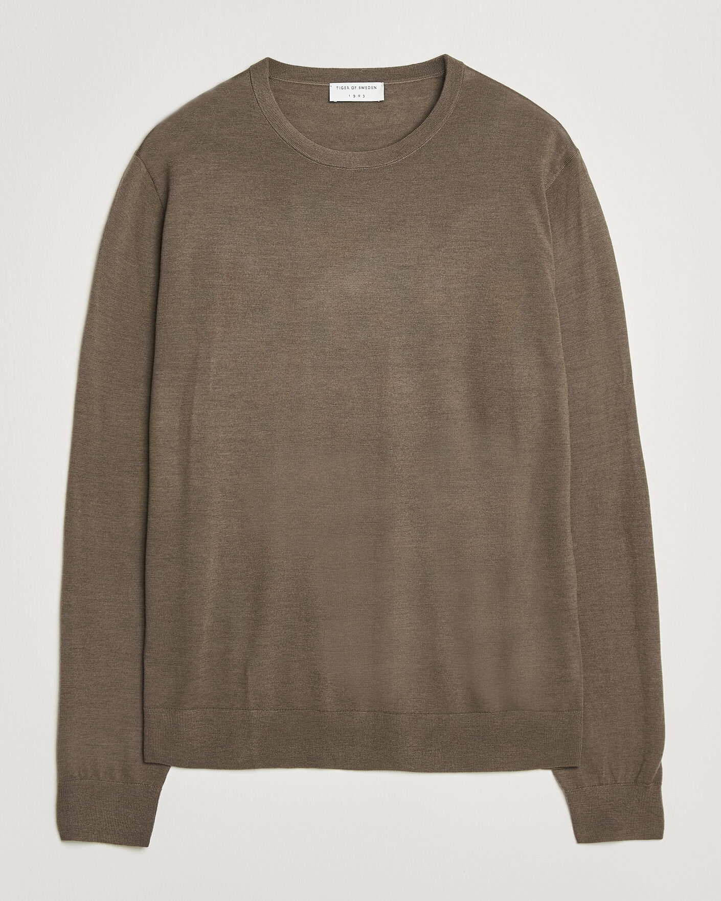 Mies | Puserot | Tiger of Sweden | Connor Extra Fine Merino Crew Neck Pullover Aged Timber