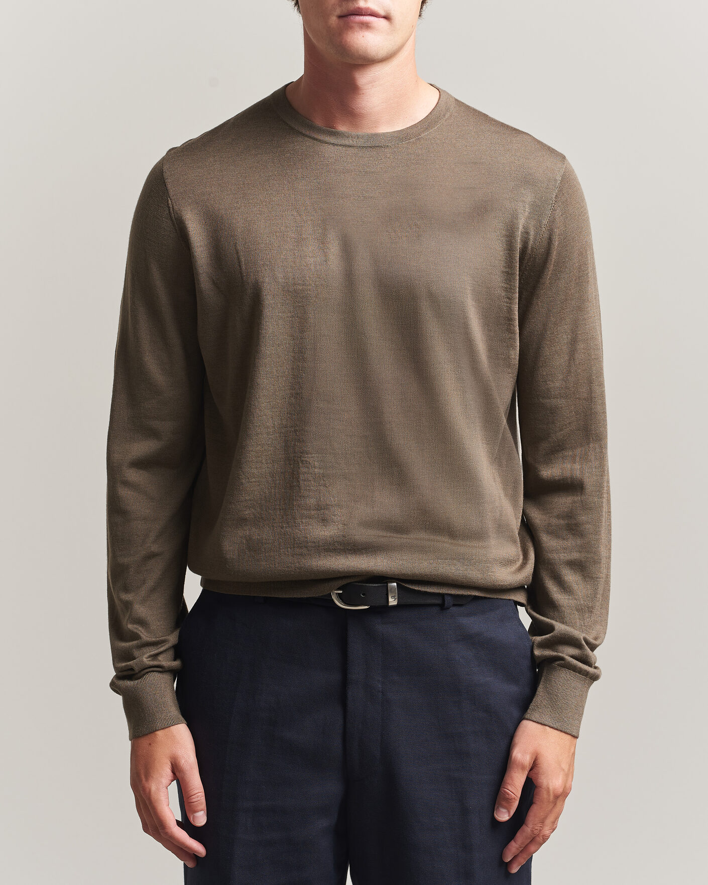 Mies | Puserot | Tiger of Sweden | Connor Extra Fine Merino Crew Neck Pullover Aged Timber