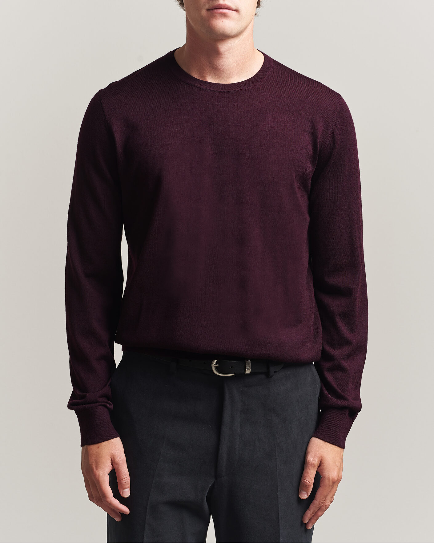 Mies | Puserot | Tiger of Sweden | Connor Extra Fine Merino Crew Neck Pullover Aubergine
