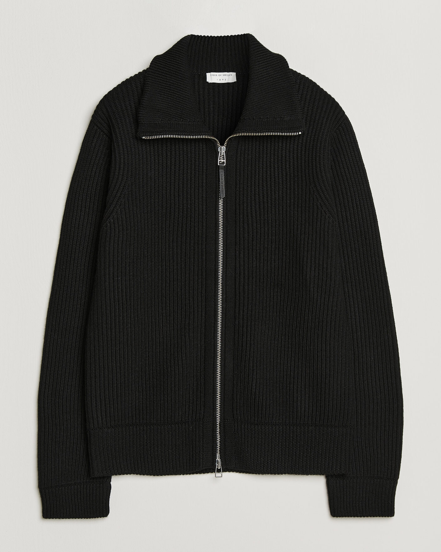 Mies | Puserot | Tiger of Sweden | Niall Wool Heavy Knitted Full Zip Black