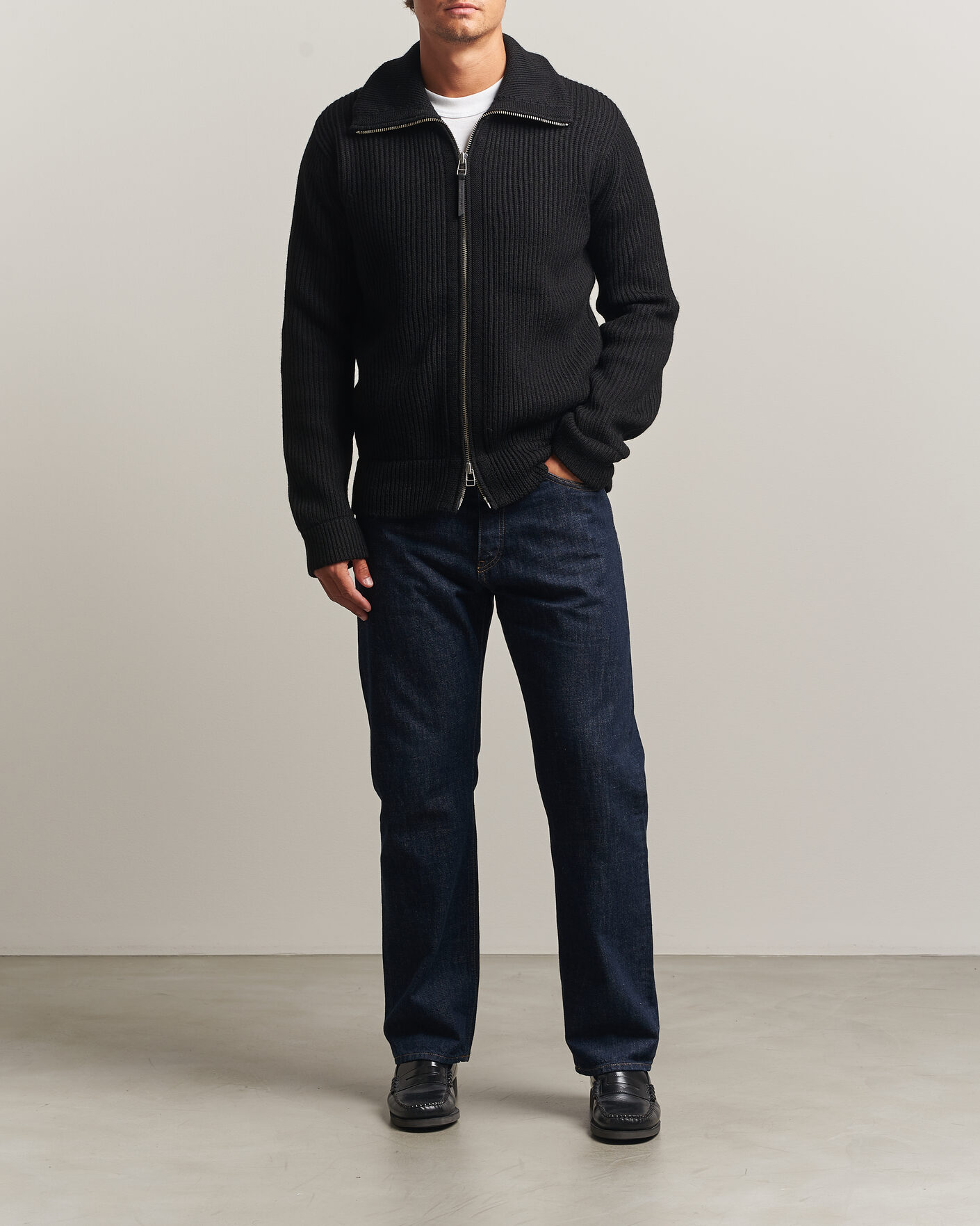 Mies | Puserot | Tiger of Sweden | Niall Wool Heavy Knitted Full Zip Black