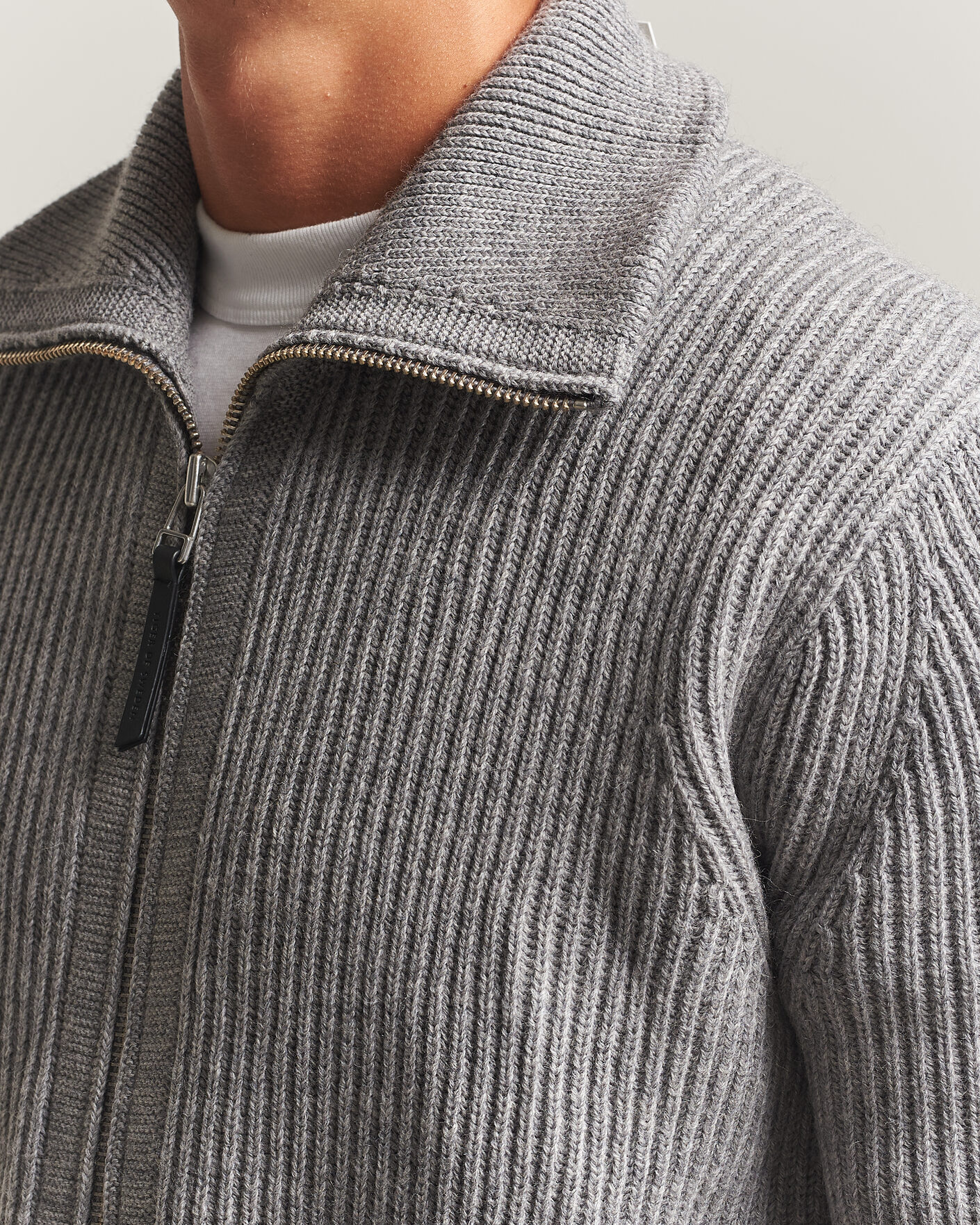 Mies | Puserot | Tiger of Sweden | Niall Wool Heavy Knitted Full Zip Grey Melange