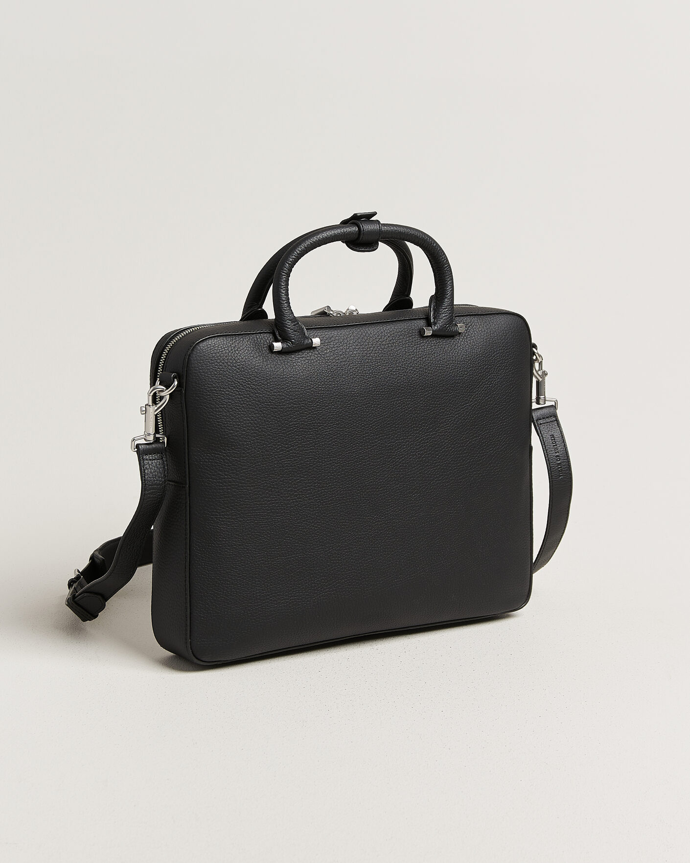 Mies | Laukut | Tiger of Sweden | Valise Grained Leather Briefcase Black