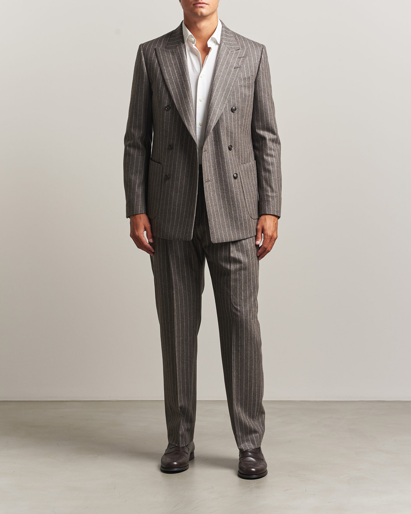 Mies | Housut | Tiger of Sweden | Theo Wool Pleated Pinstriped Trousers Grey Brown