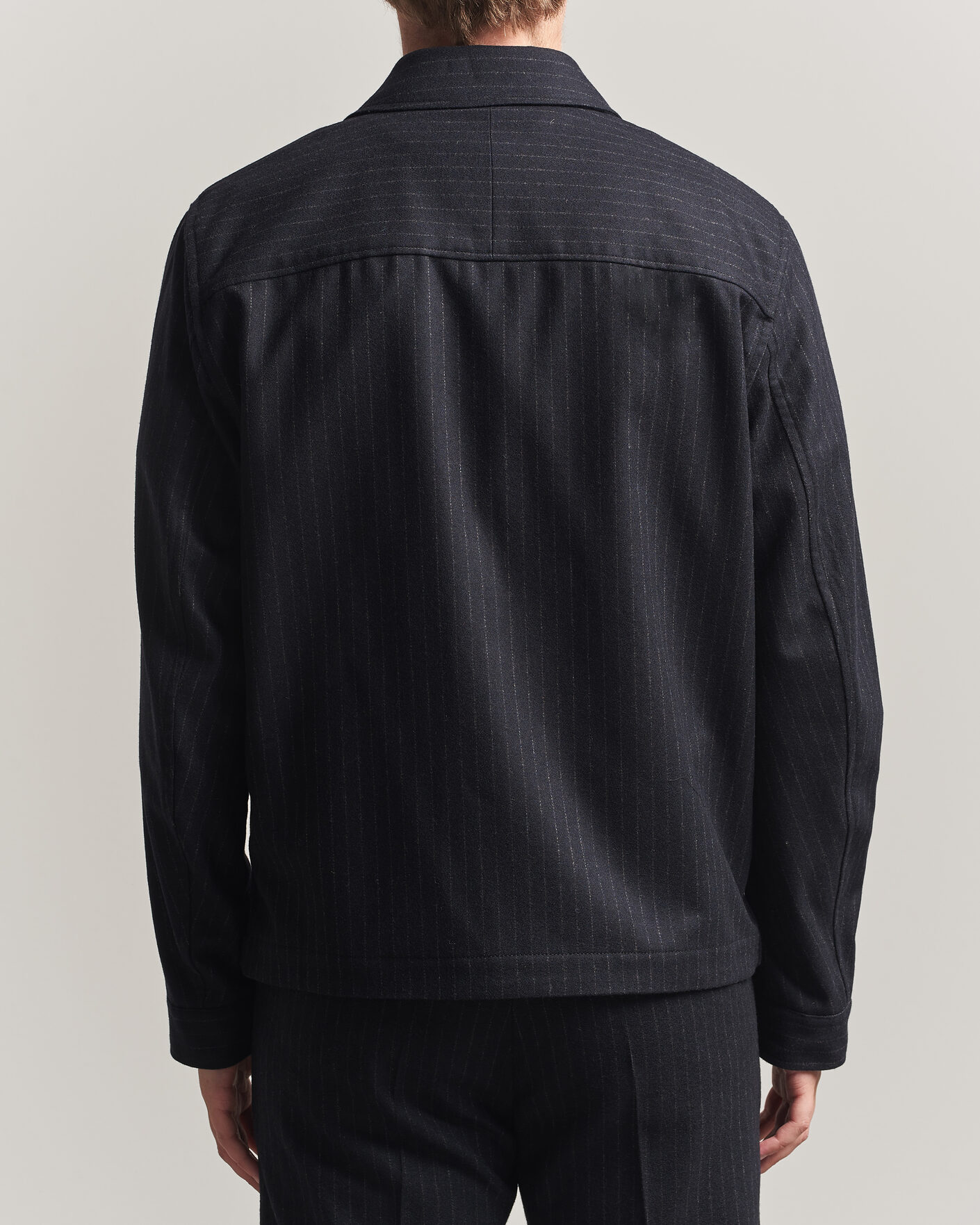 Mies | Takit | Tiger of Sweden | Barnaby Wool Pinstriped Shirt Jacket Blue Function
