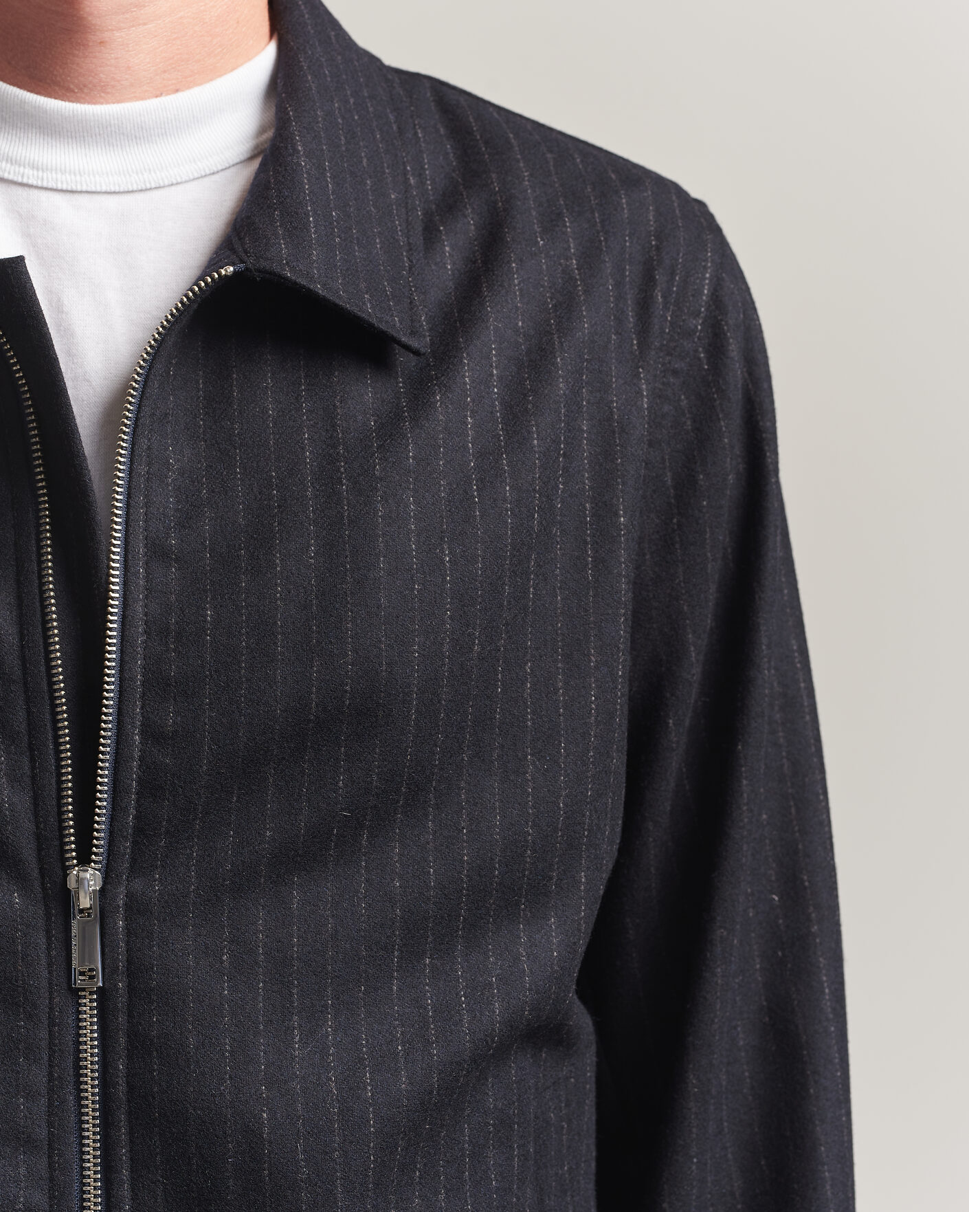 Mies | Takit | Tiger of Sweden | Barnaby Wool Pinstriped Shirt Jacket Blue Function