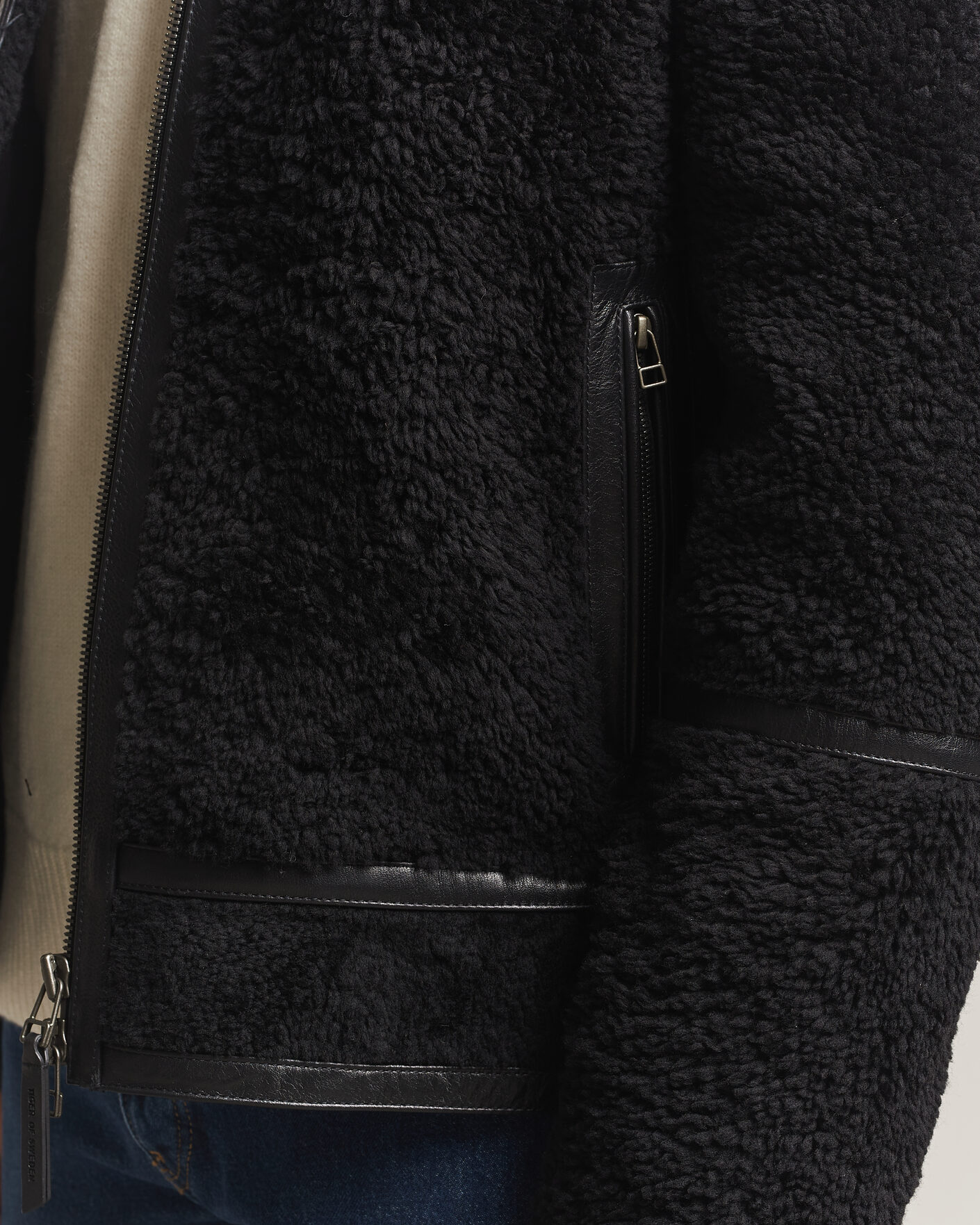 Mies | Takit | Tiger of Sweden | Viggo Shearling Jacket Black