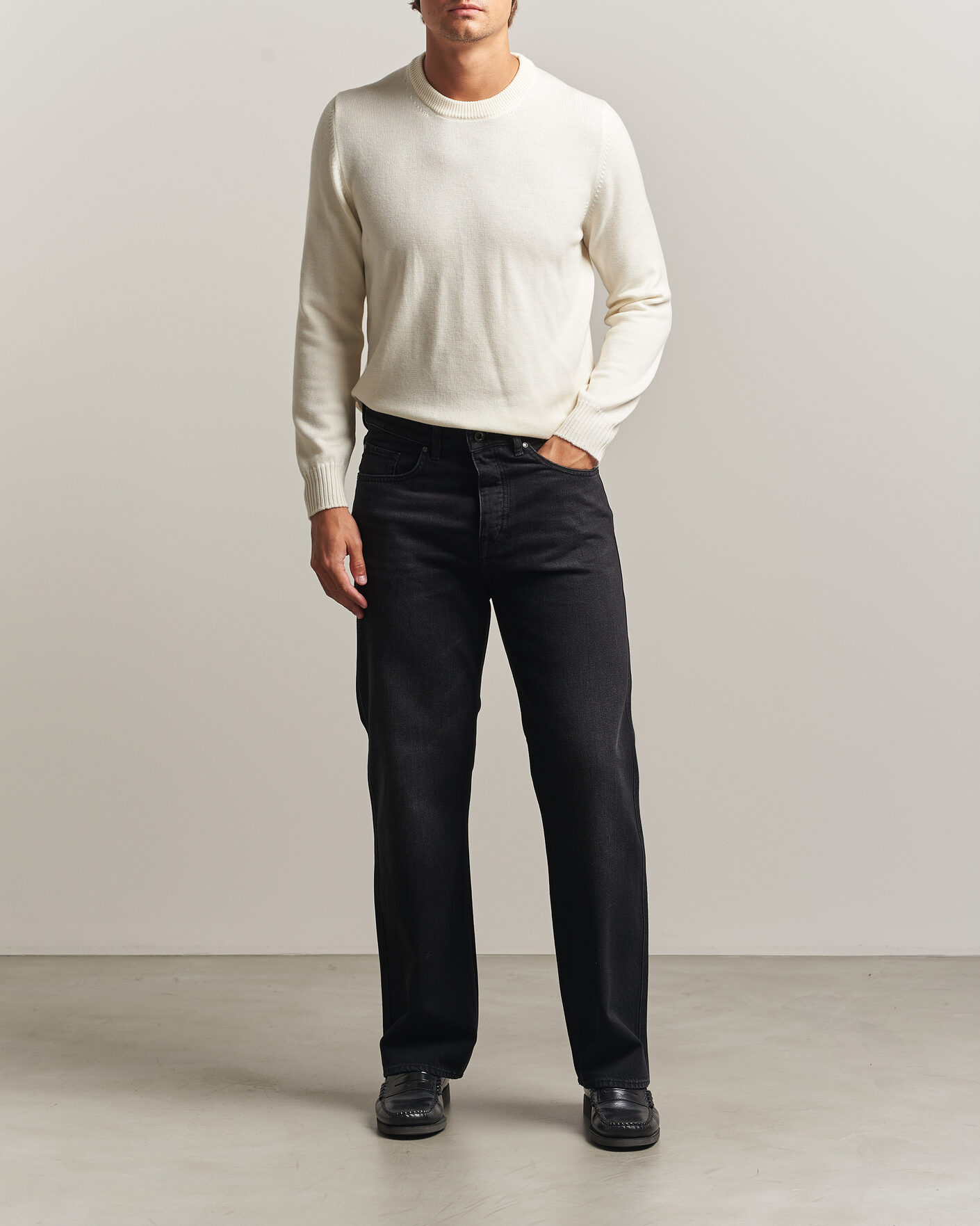 Mies | Farkut | Tiger of Sweden | Dash Jeans Washed Black
