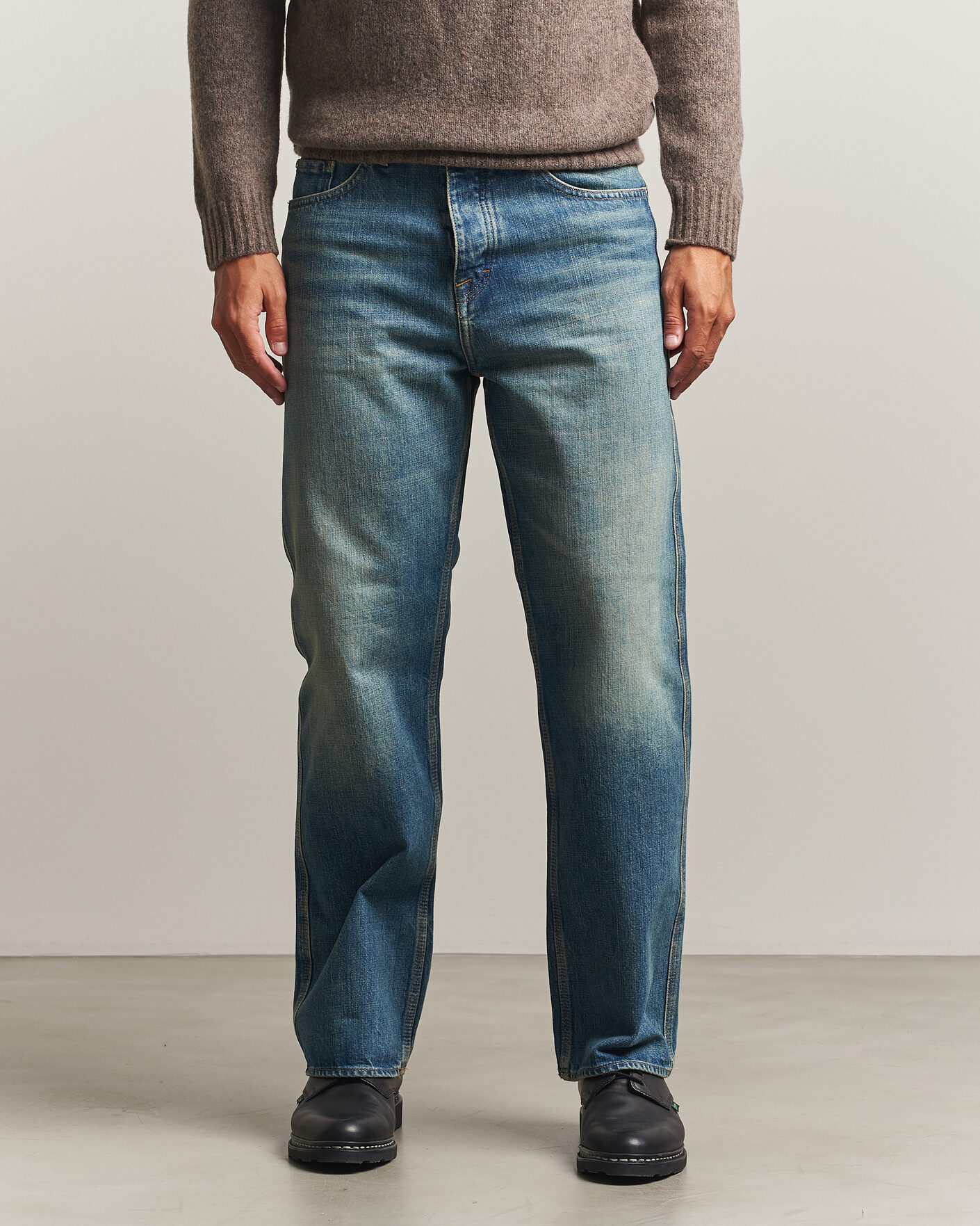 Mies | Farkut | Tiger of Sweden | Dash Jeans Medium Blue