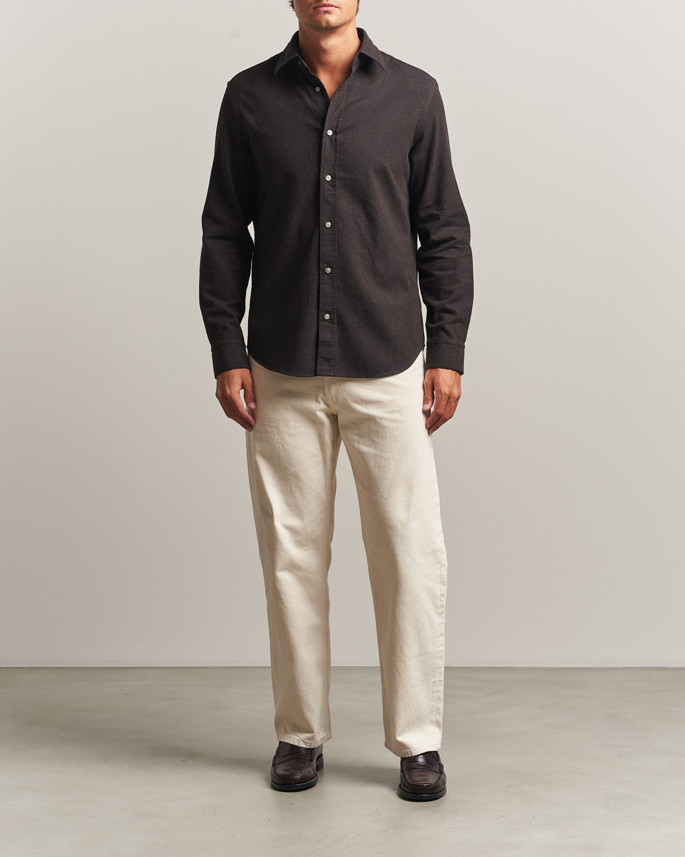 Mies | Kauluspaidat | Tiger of Sweden | Bjorn Brushed Cotton Shirt Espresso