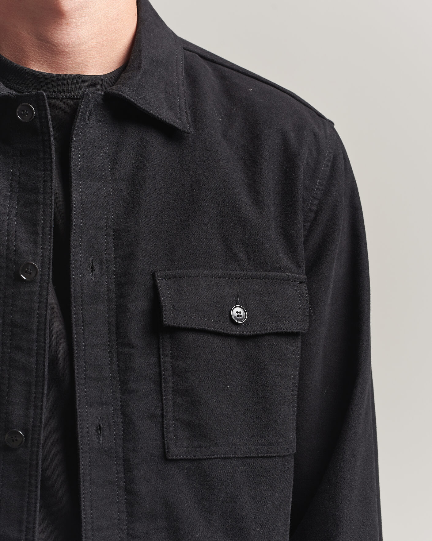 Mies | Kauluspaidat | Tiger of Sweden | Bishop Cotton Overshirt Black