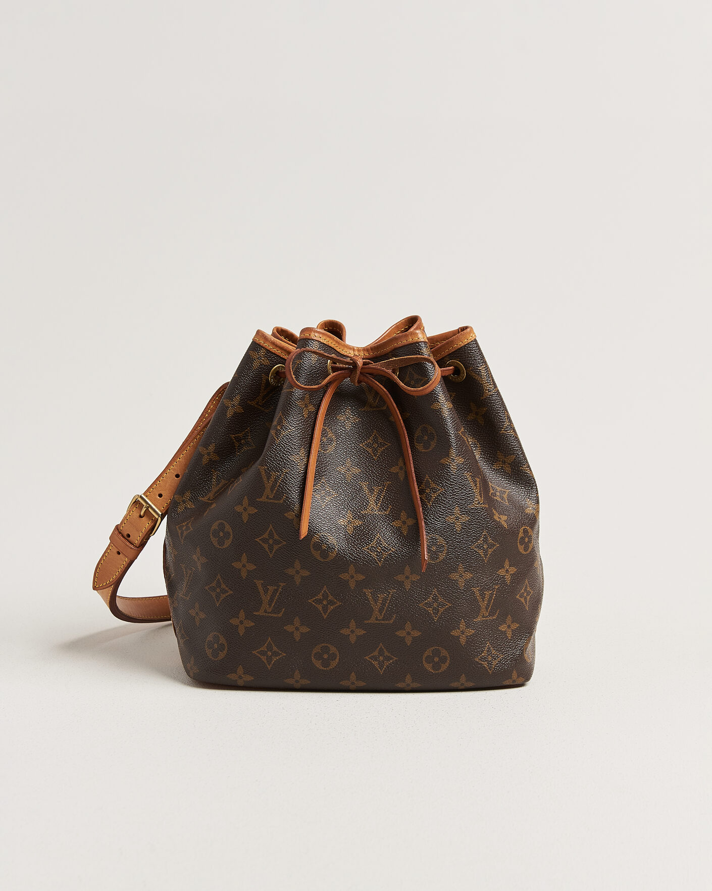 Mies | Pre-Owned & Vintage Bags | Louis Vuitton Pre-Owned | Petit Noé Monogram