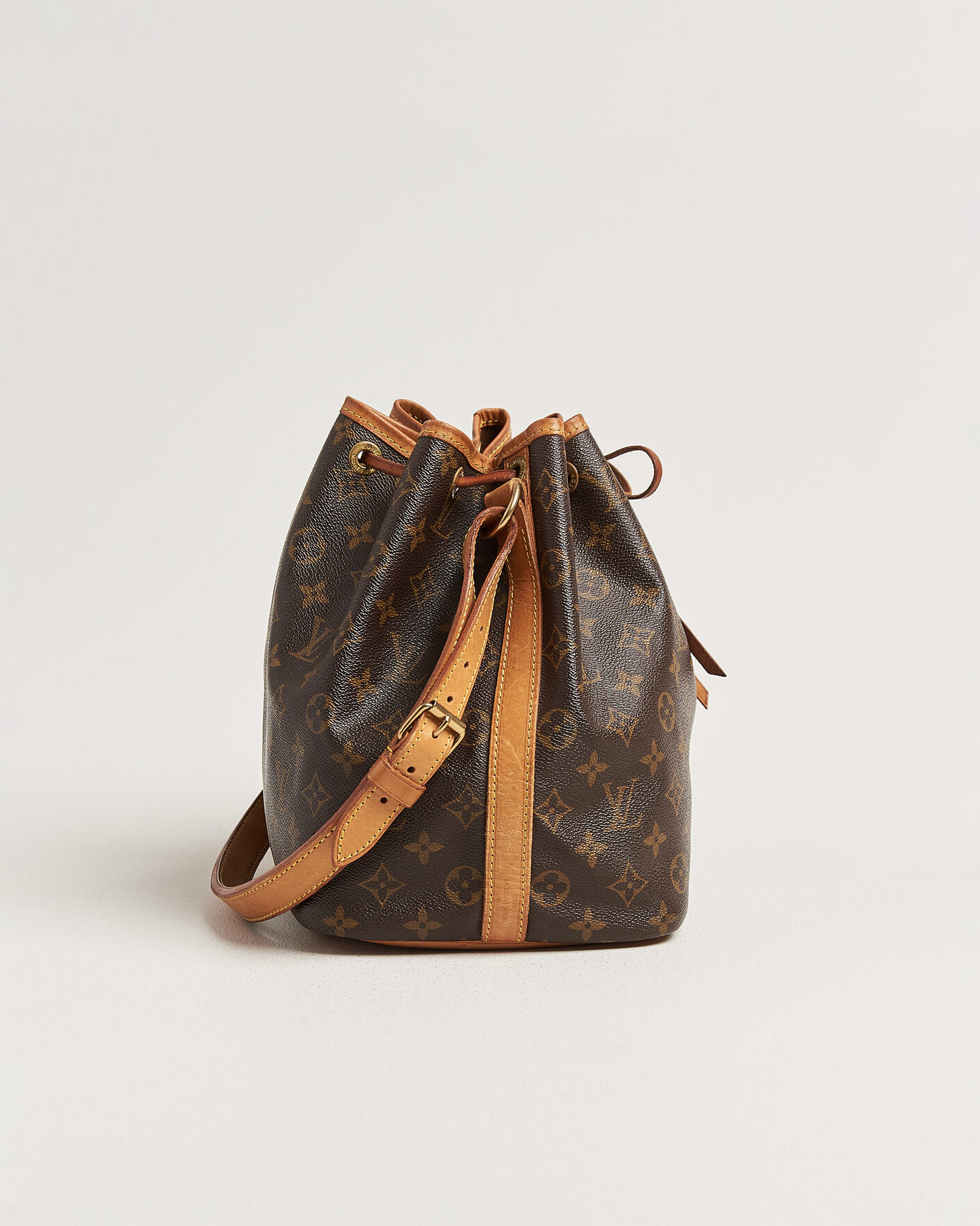 Mies | Pre-Owned & Vintage Bags | Louis Vuitton Pre-Owned | Petit Noé Monogram