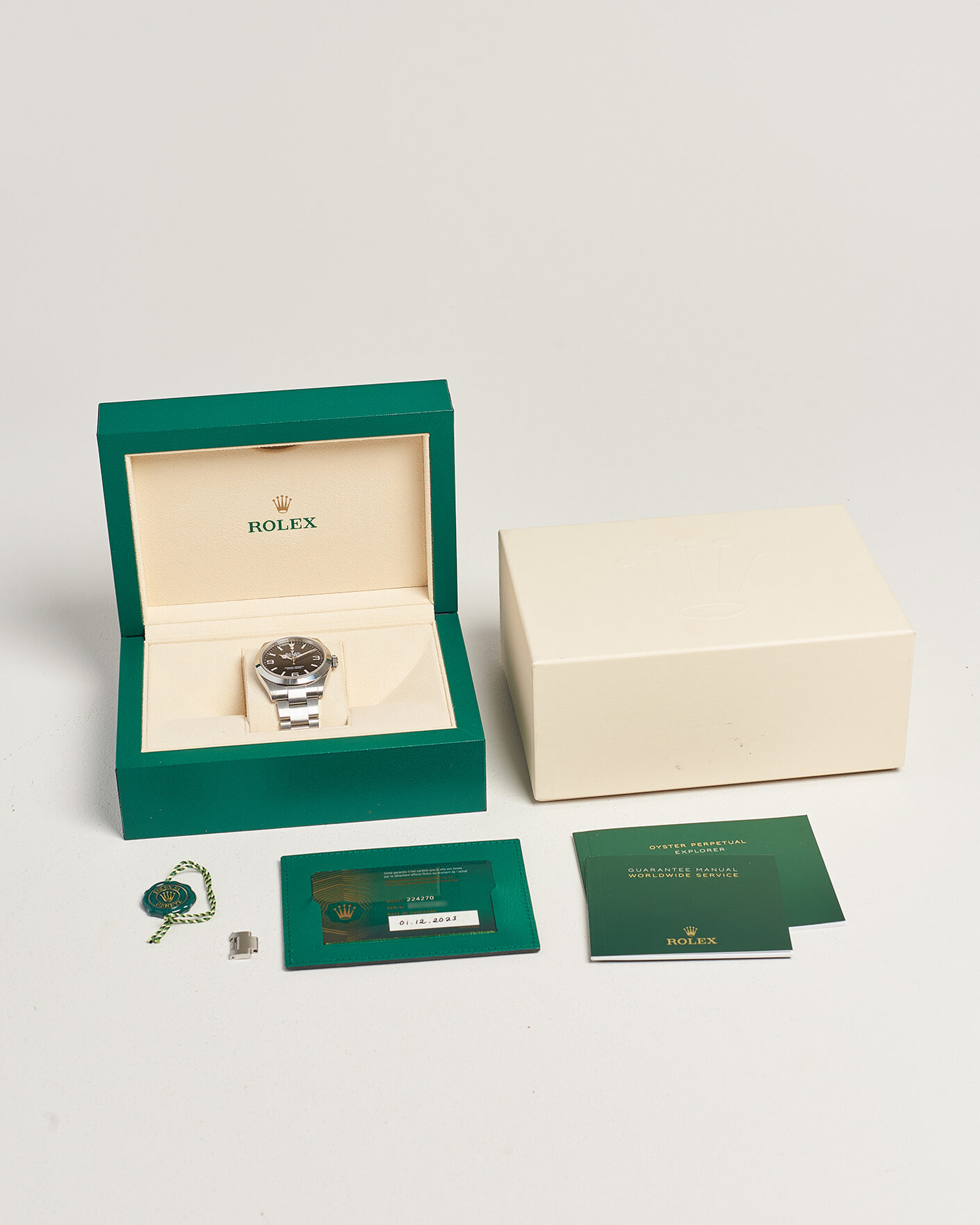 Mies | Pre-Owned & Vintage Watches | Rolex Pre-Owned | Explorer 40