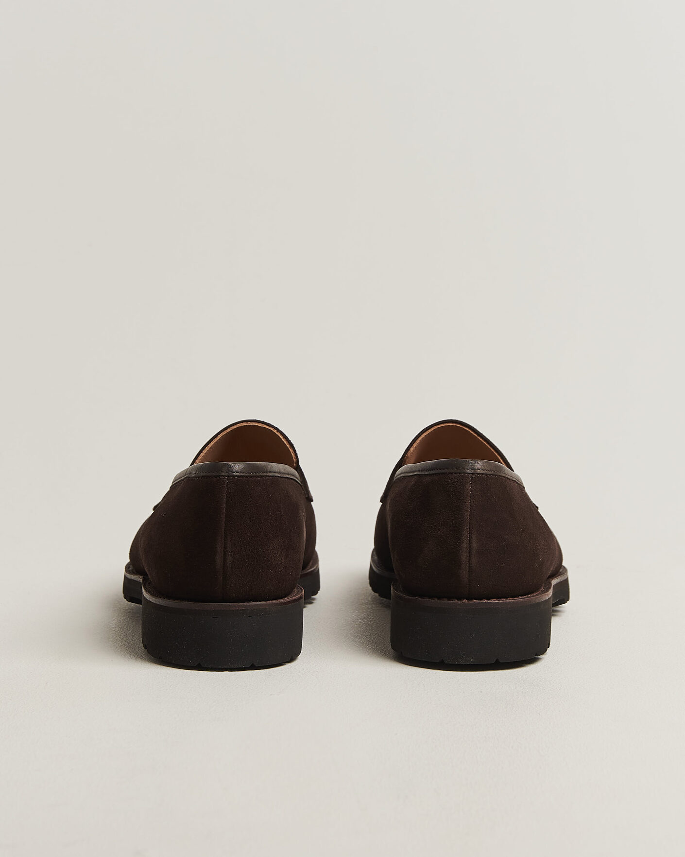 Mies | Loaferit | Crockett & Jones | Boston 2 VI-Lite Loafer Dark Oak Suede