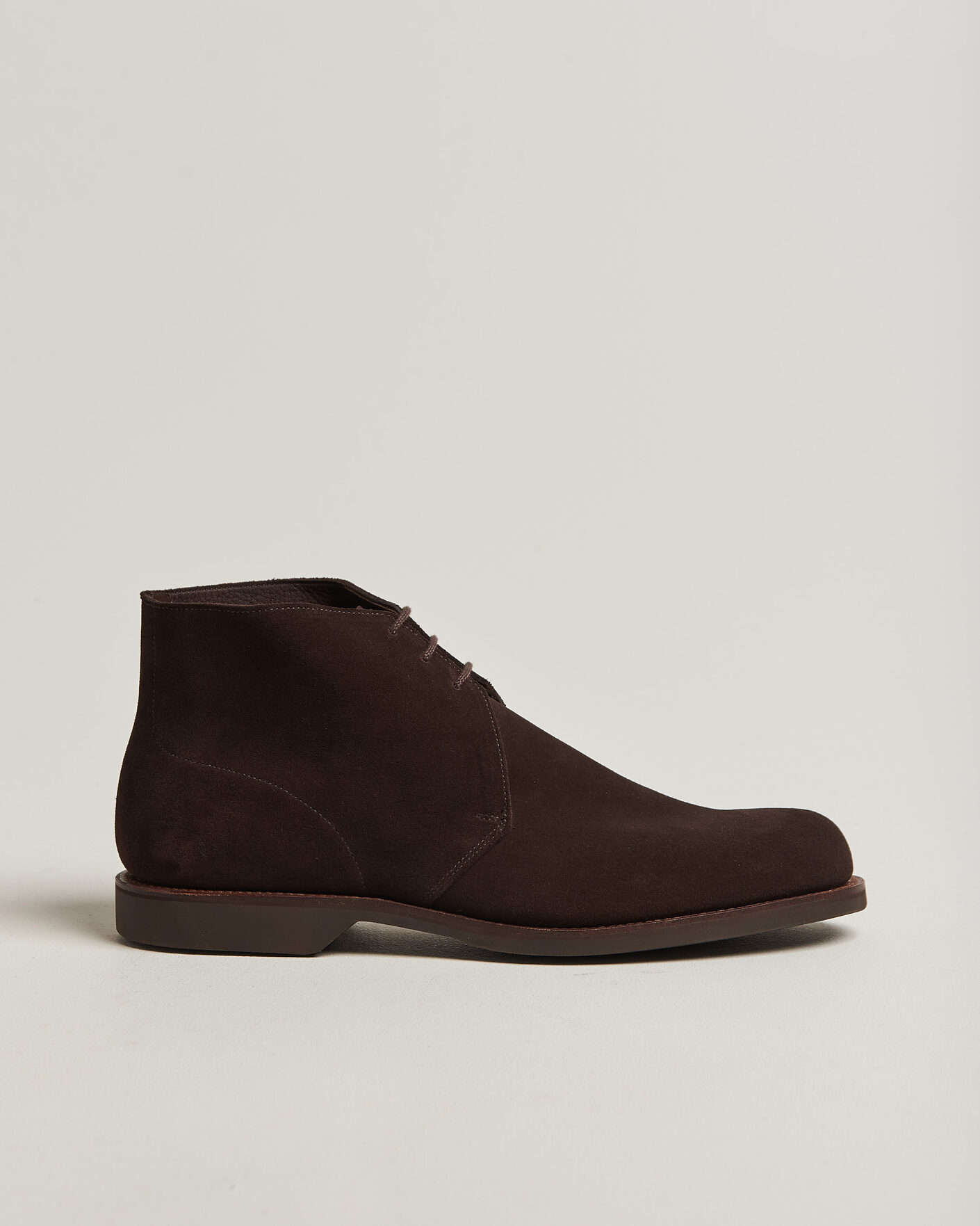 Mies | Nilkkurit | Crockett & Jones | Unlined Chukka 4 Boot Dark Brown Suede