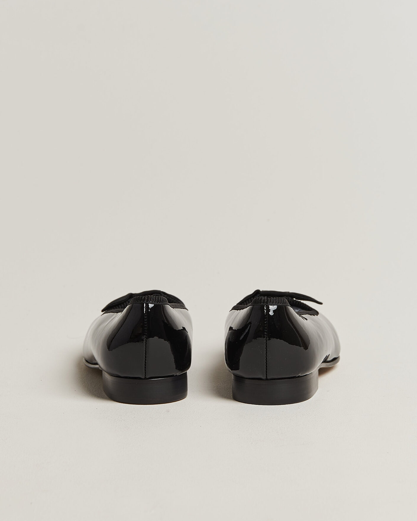 Mies | Lakerikengät | Bowhill & Elliott | Patent Opera Pump Black