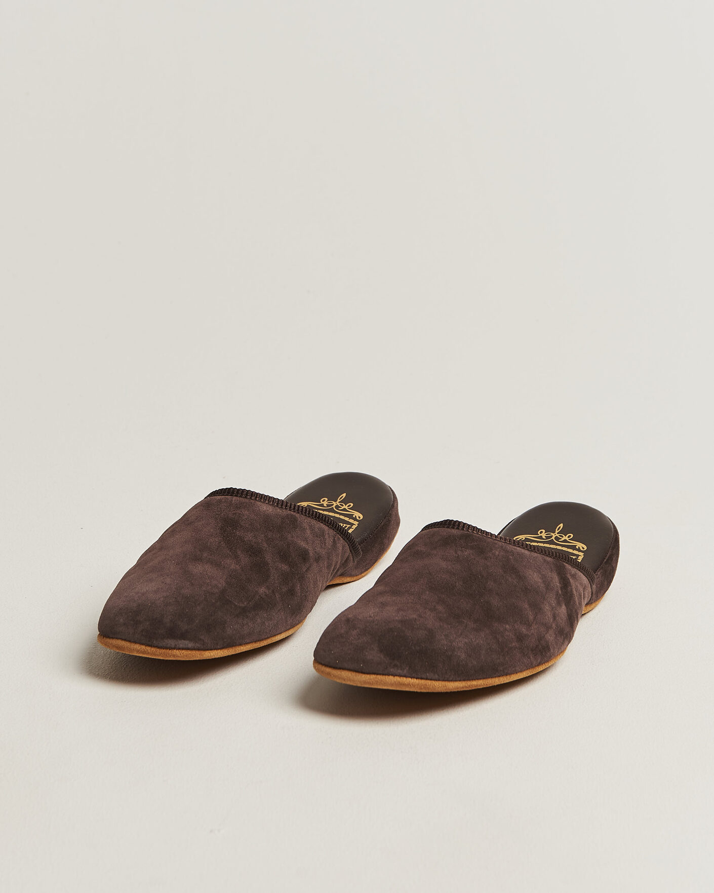 Mies | Sandaalit ja tohvelit | Bowhill & Elliott | Mule Slipper Quilt Lining Chocolate Suede